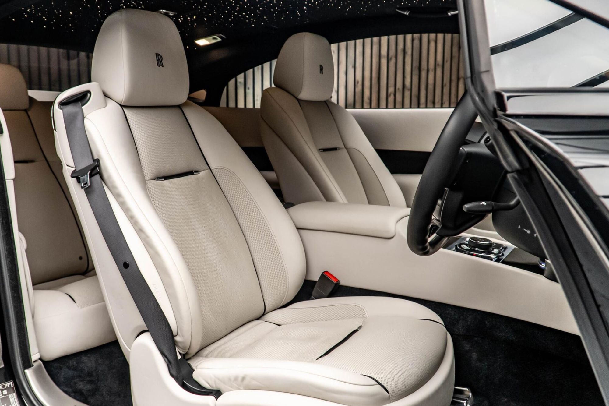 ROLLS-ROYCE WRAITH COUPE 2dr Auto for sale UK - Slide 2