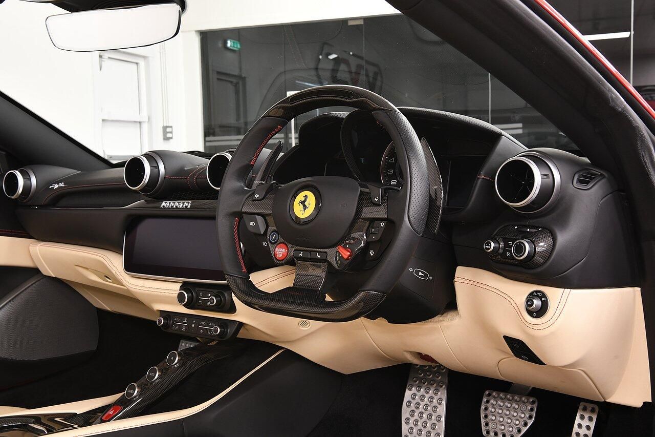 FERRARI PORTOFINO CONVERTIBLE GT 2dr Auto for sale UK - Slide 5