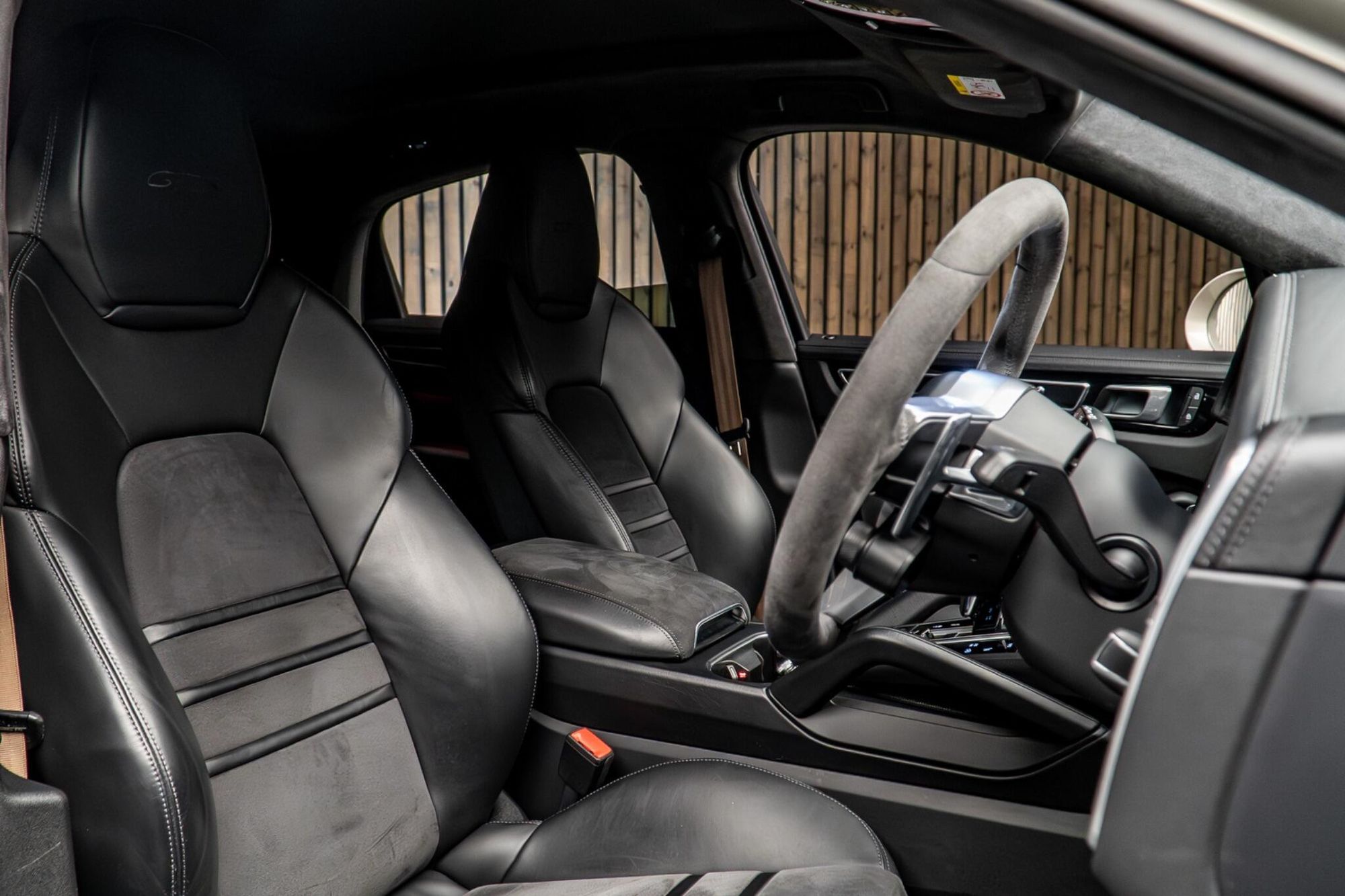 PORSCHE CAYENNE COUPE GTS 5dr Tiptronic S for sale UK - Slide 2