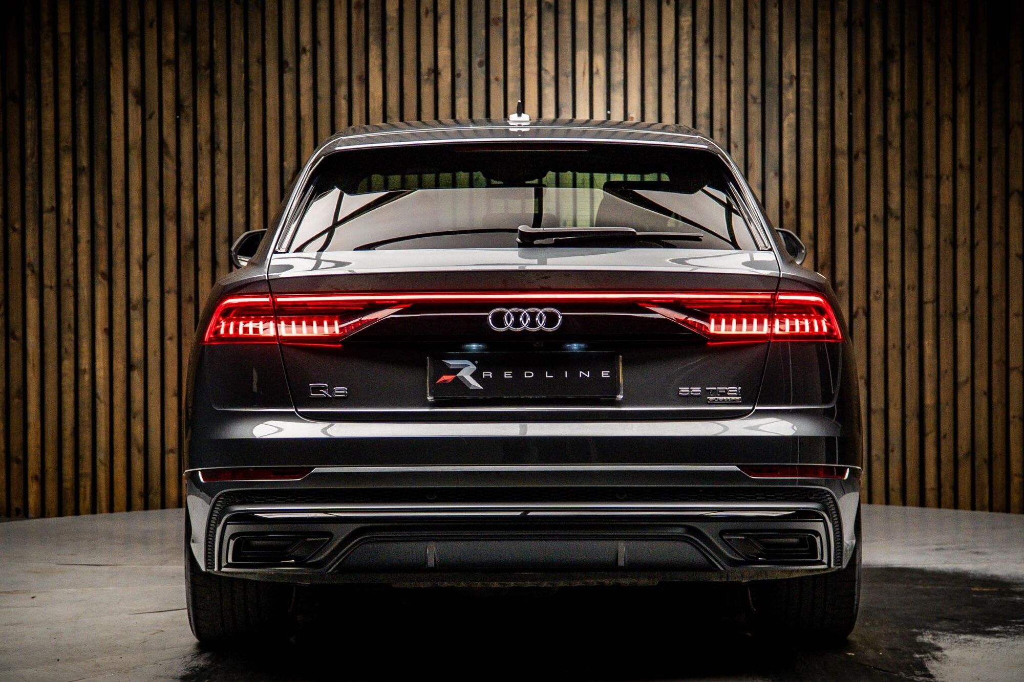 AUDI Q8 ESTATE 55 TFSI Quattro Black Edition 5dr Tiptronic for sale UK - Slide 6