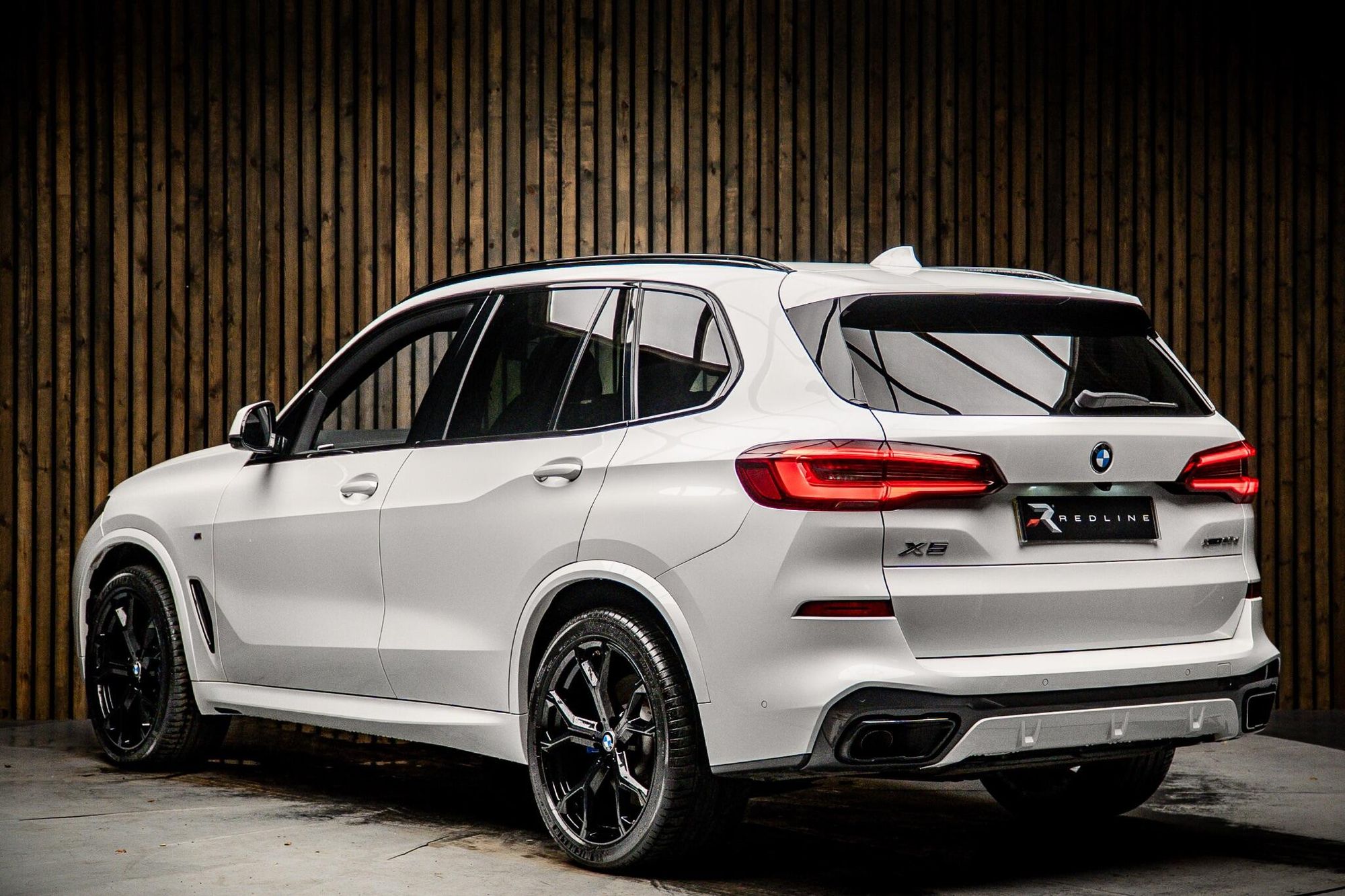 BMW X5 DIESEL ESTATE xDrive30d M Sport 5dr Auto for sale UK - Slide 3