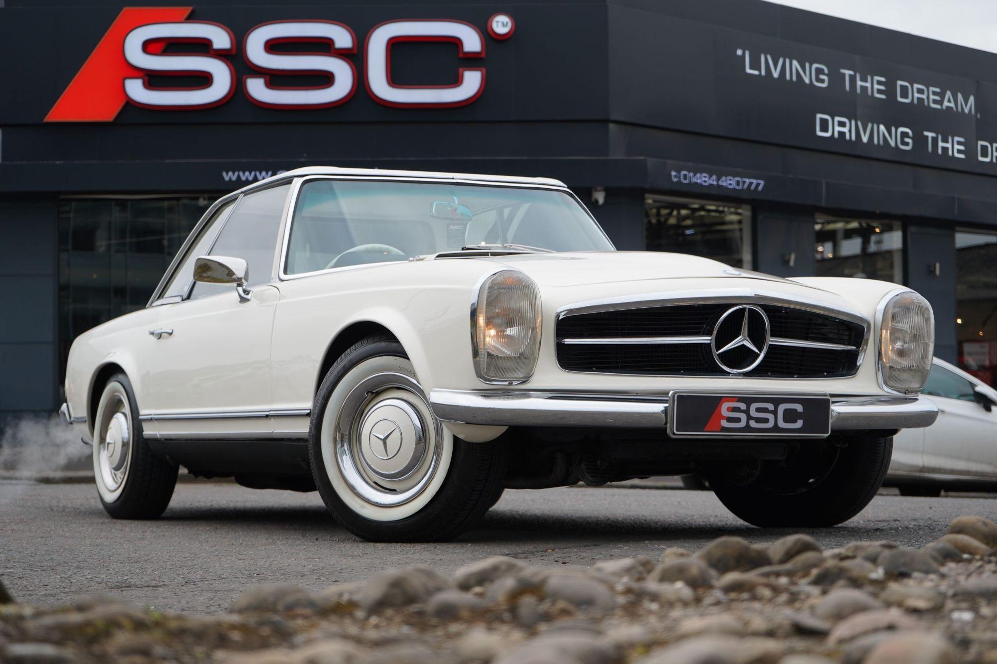 MERCEDES-BENZ SL SERIES CONVERTIBLE SL500 2dr Auto