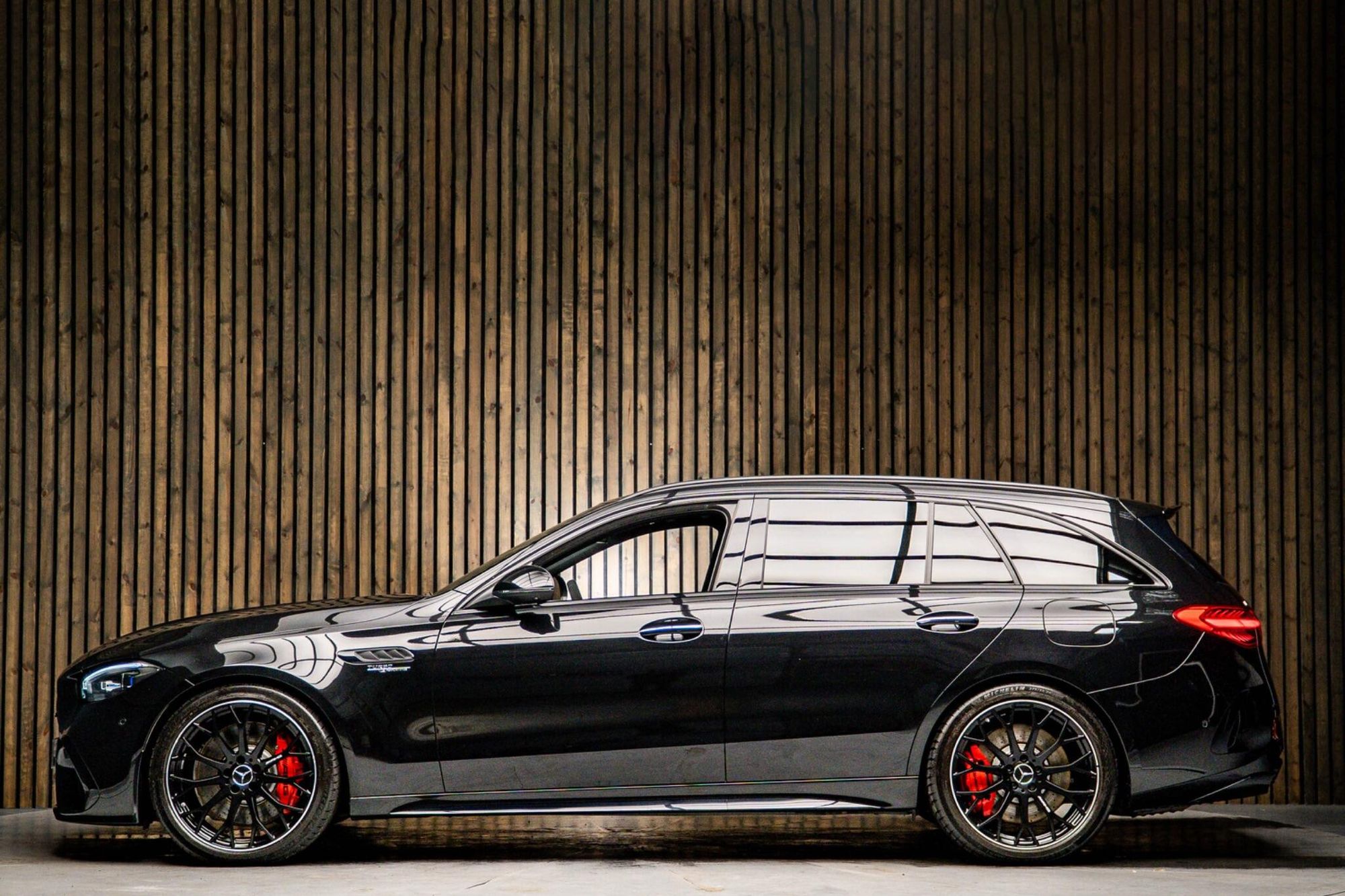 MERCEDES-BENZ C CLASS AMG ESTATE C63 S e 4Matic+ Night Ed Premium + 5dr MCT for sale UK - Slide 7