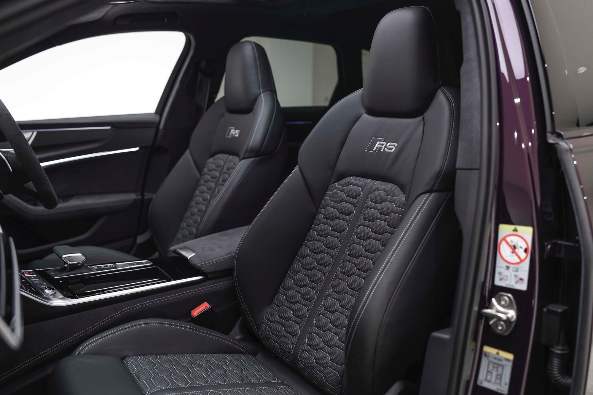 AUDI RS6 RS 6 AVANT RS 6 TFSI Quattro Performance 5dr Tiptronic for sale UK - Slide 3