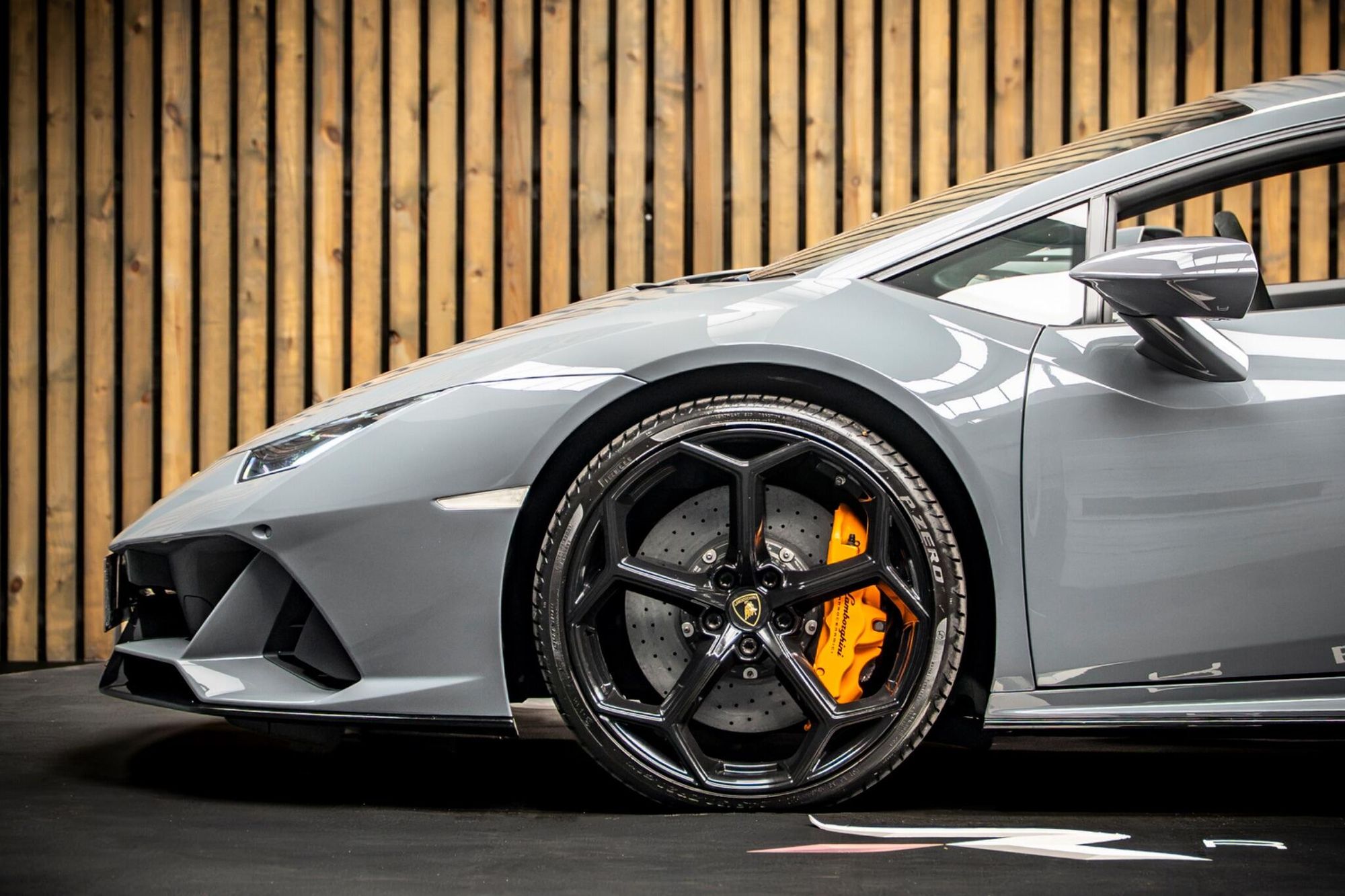 LAMBORGHINI HURACAN COUPE LP 640-4 Performante 2dr LDF for sale UK - Slide 9