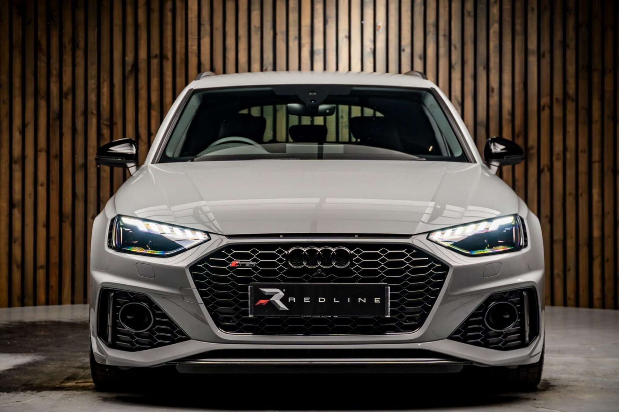 AUDI RS4 RS 4 AVANT RS 4 TFSI Quattro Carbon Black 5dr Tiptronic for sale UK - Slide 5