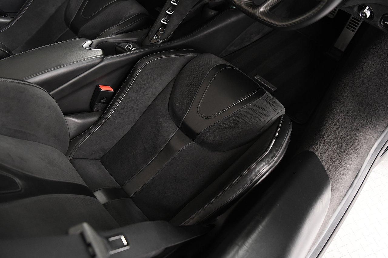 MCLAREN 720 S SPIDER V8 2dr SSG Auto for sale UK - Slide 10