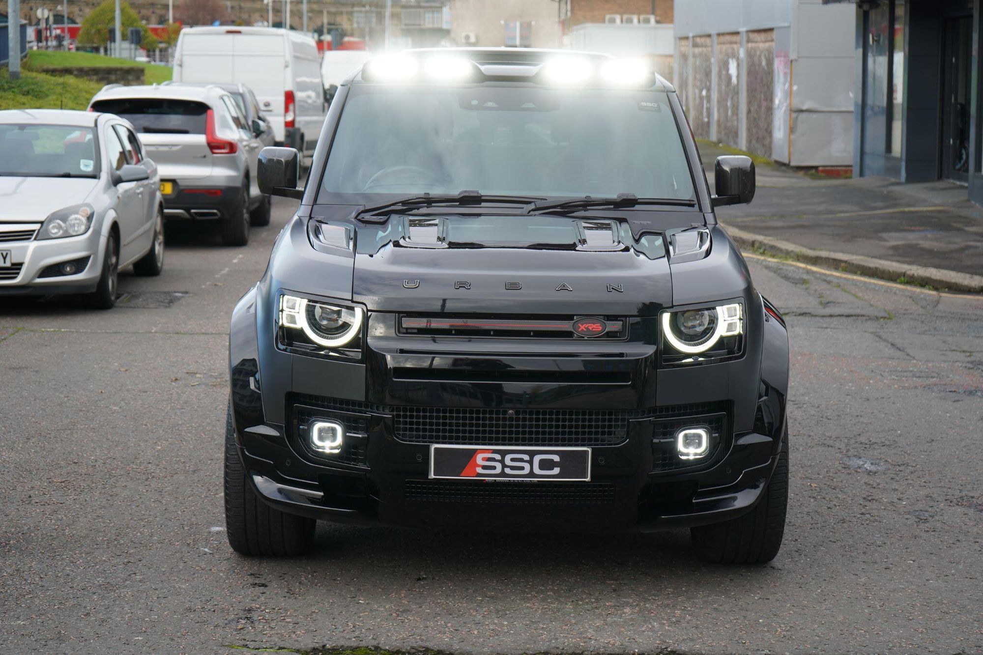 LAND ROVER DEFENDER ESTATE SPECIAL EDITIONS 5.0 P525 V8 Carpathian Edition 90 3dr Auto for sale UK - Slide 7