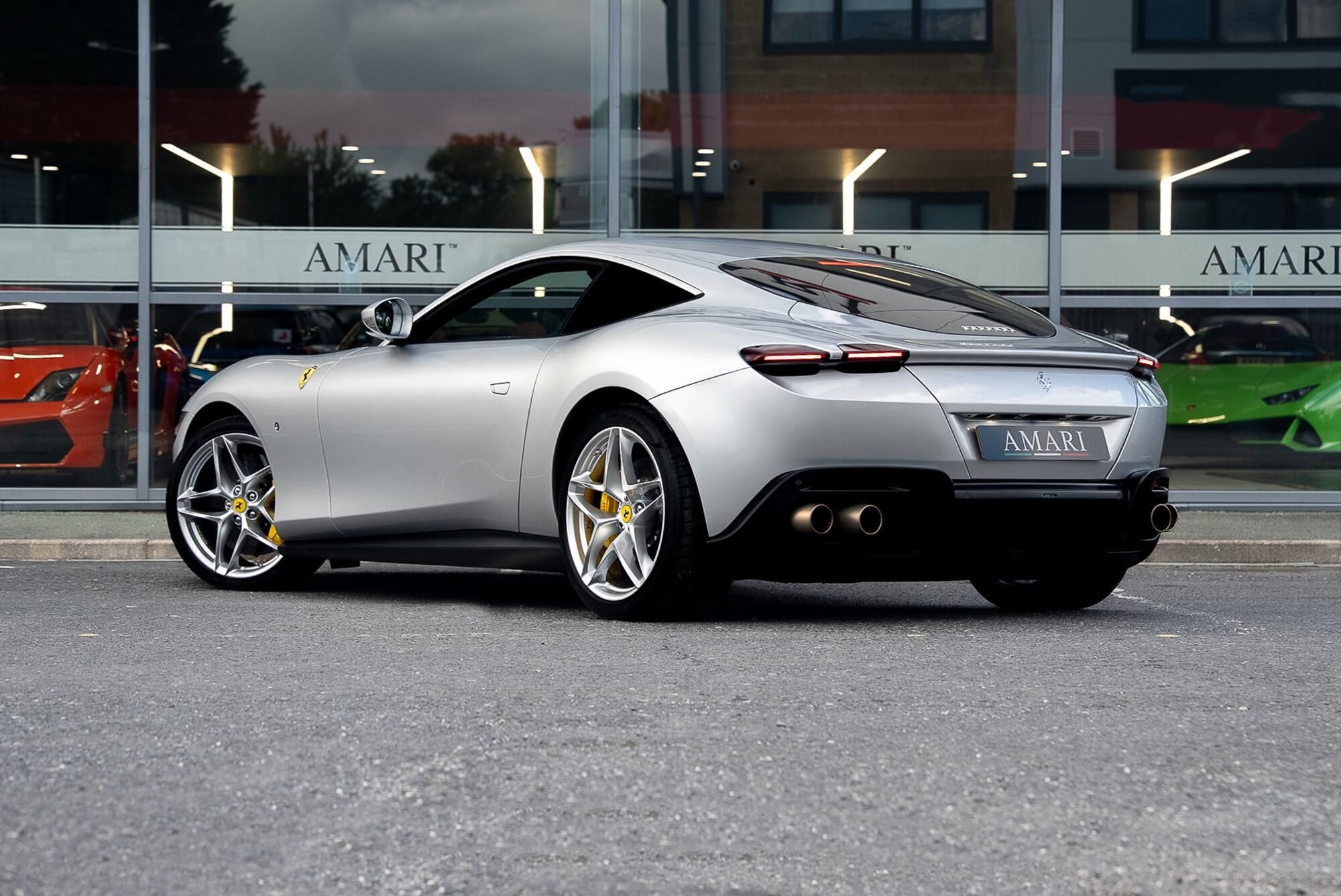 FERRARI ROMA 2dr Auto for sale UK - Slide 3