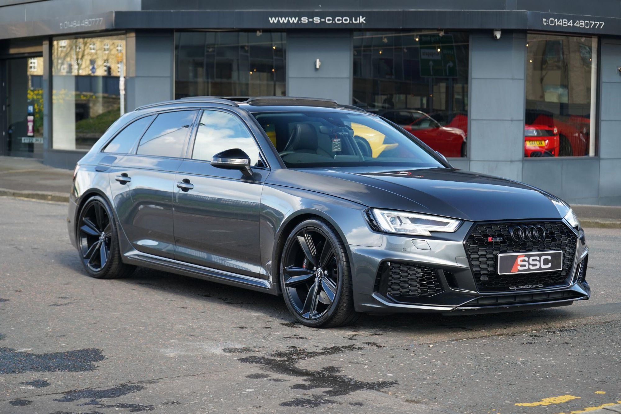 AUDI RS4 RS 4 AVANT SPECIAL EDITION RS 4 TFSI Quattro Sport Edition 5dr S Tronic for sale UK - Slide 4