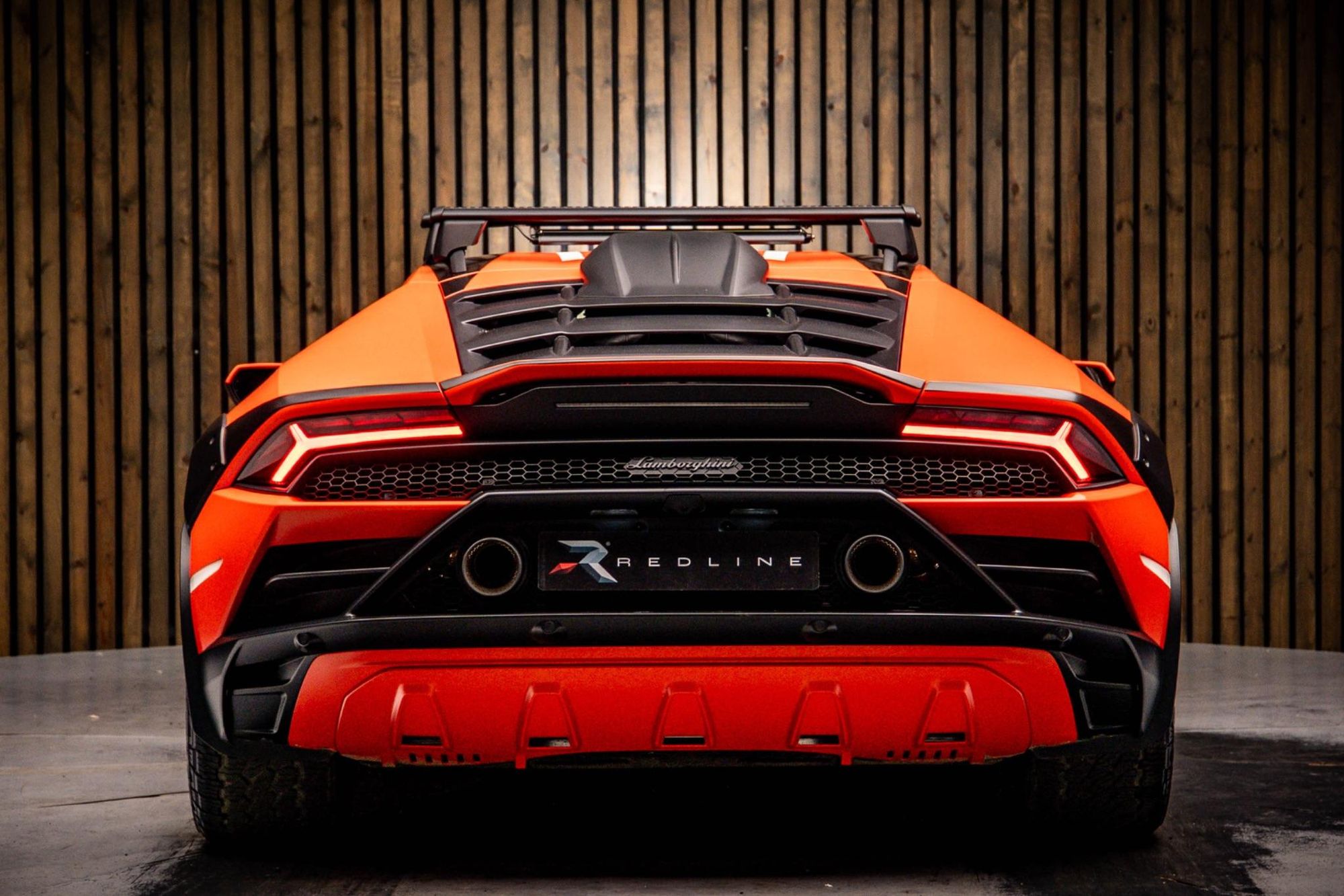 LAMBORGHINI HURACAN EVO COUPE 5.2 V10 610 Sterrato 2dr Auto AWD for sale UK - Slide 6