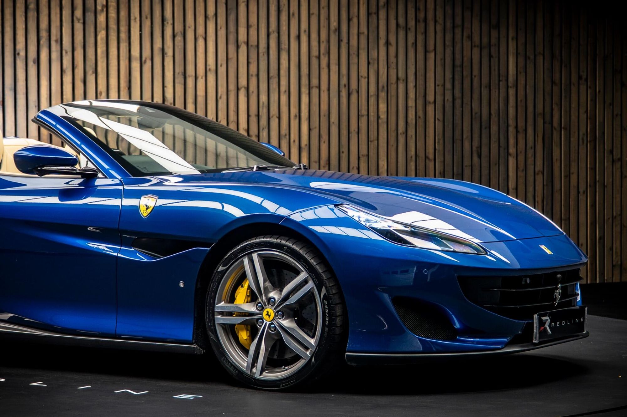 FERRARI PORTOFINO CONVERTIBLE GT 2dr Auto for sale UK - Slide 10
