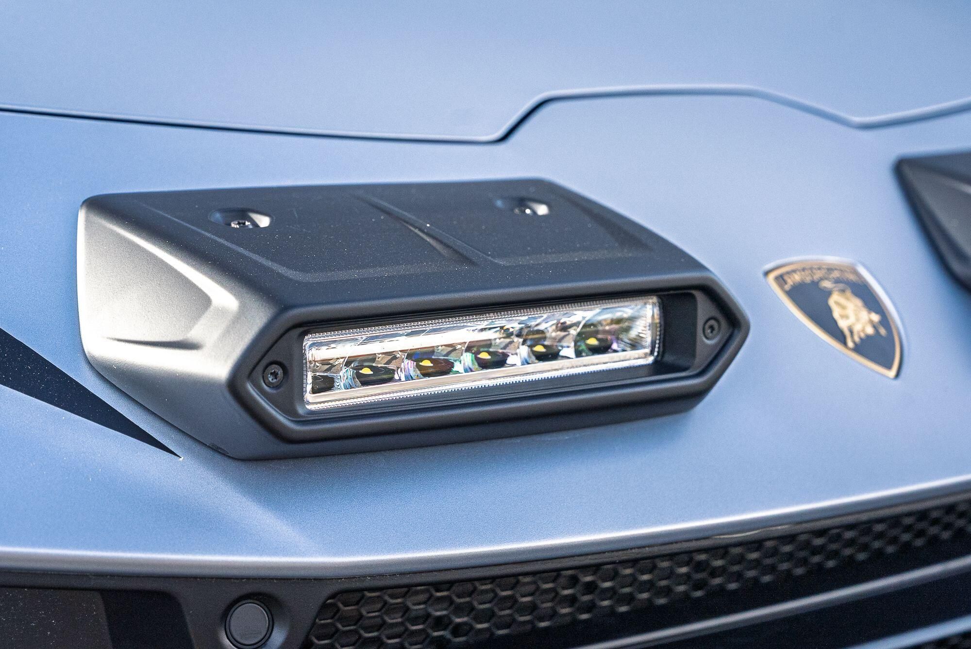 LAMBORGHINI HURACAN EVO COUPE 5.2 V10 610 Sterrato 2dr Auto AWD for sale UK - Slide 8