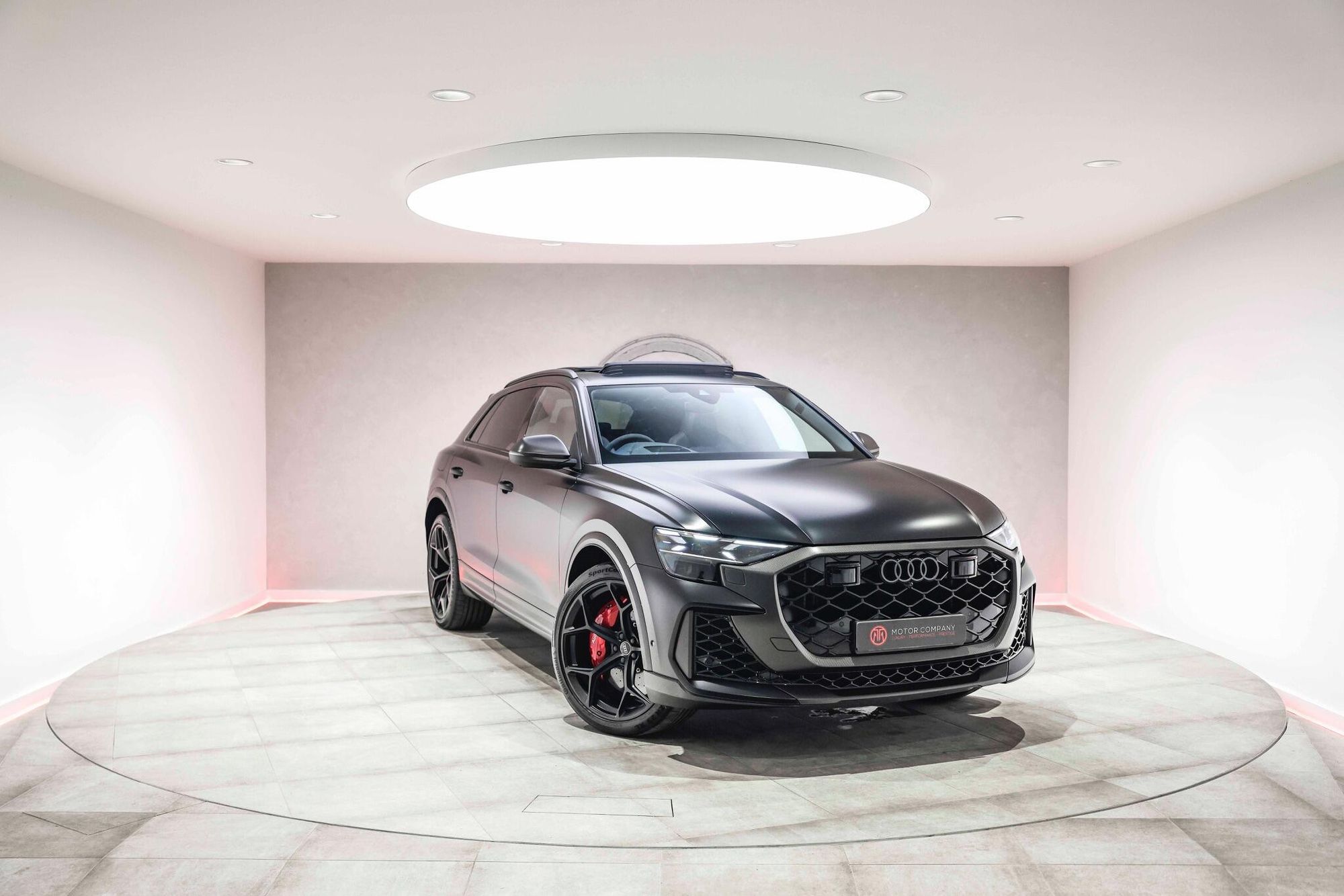 AUDI Q8 ESTATE SQ8 TFSI Quattro Vorsprung 5dr Tiptronic for sale UK - Slide 5