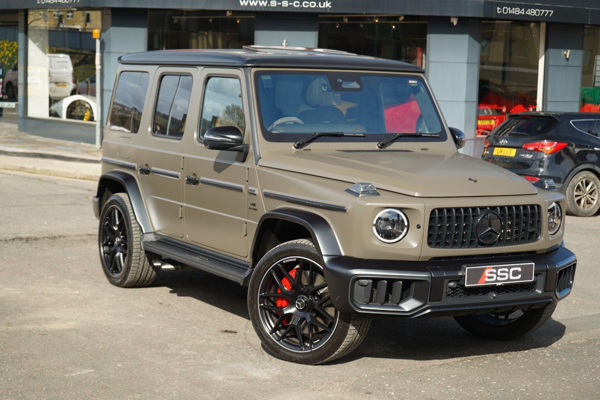 MERCEDES-BENZ G CLASS AMG STATION WAGON SPECIAL EDITIONS G63 Magno Edition 5dr 9G-Tronic for sale UK - Slide 4