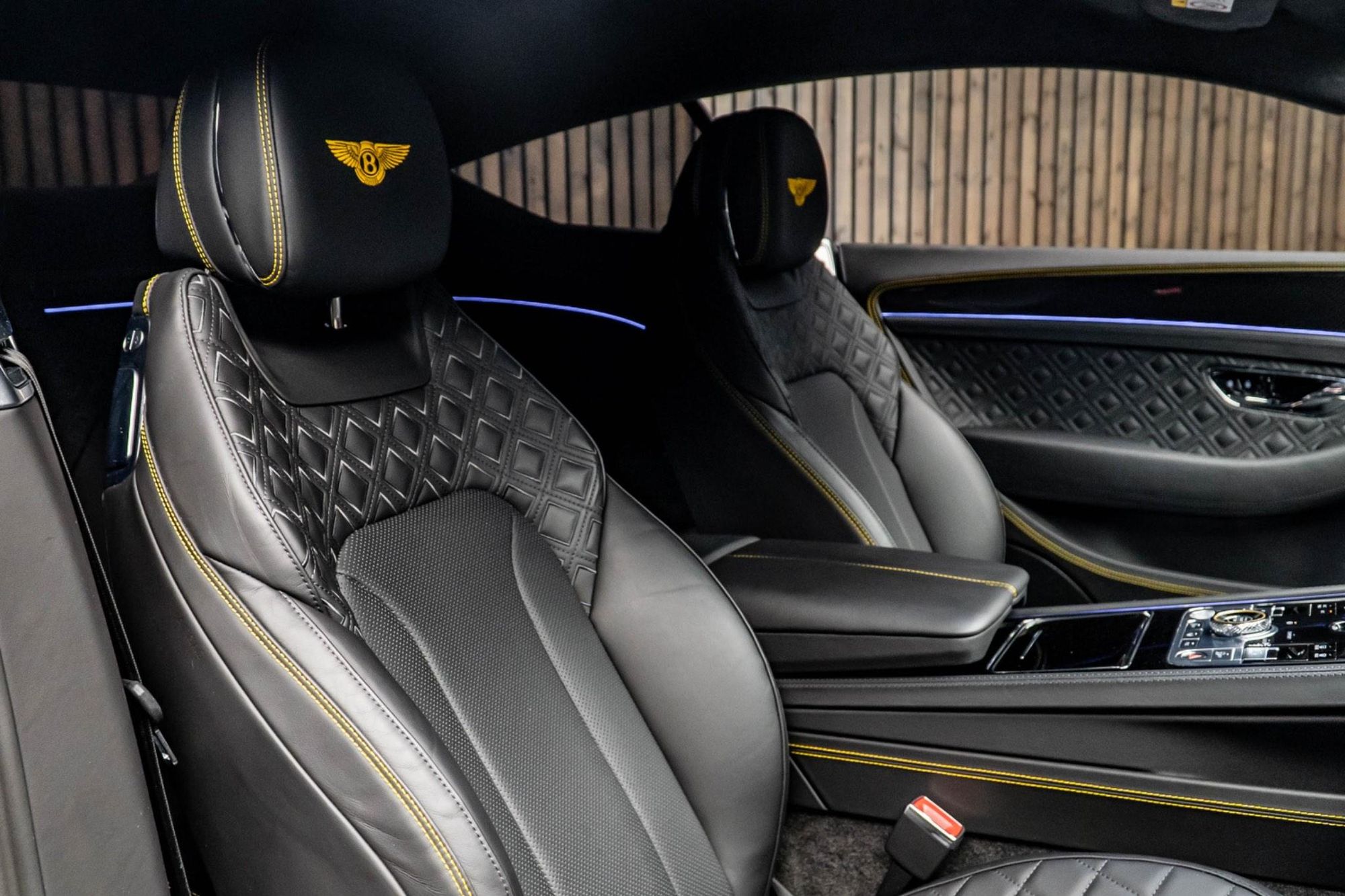 BENTLEY CONTINENTAL GT COUPE 4.0 V8 Azure 2dr Auto for sale UK - Slide 2