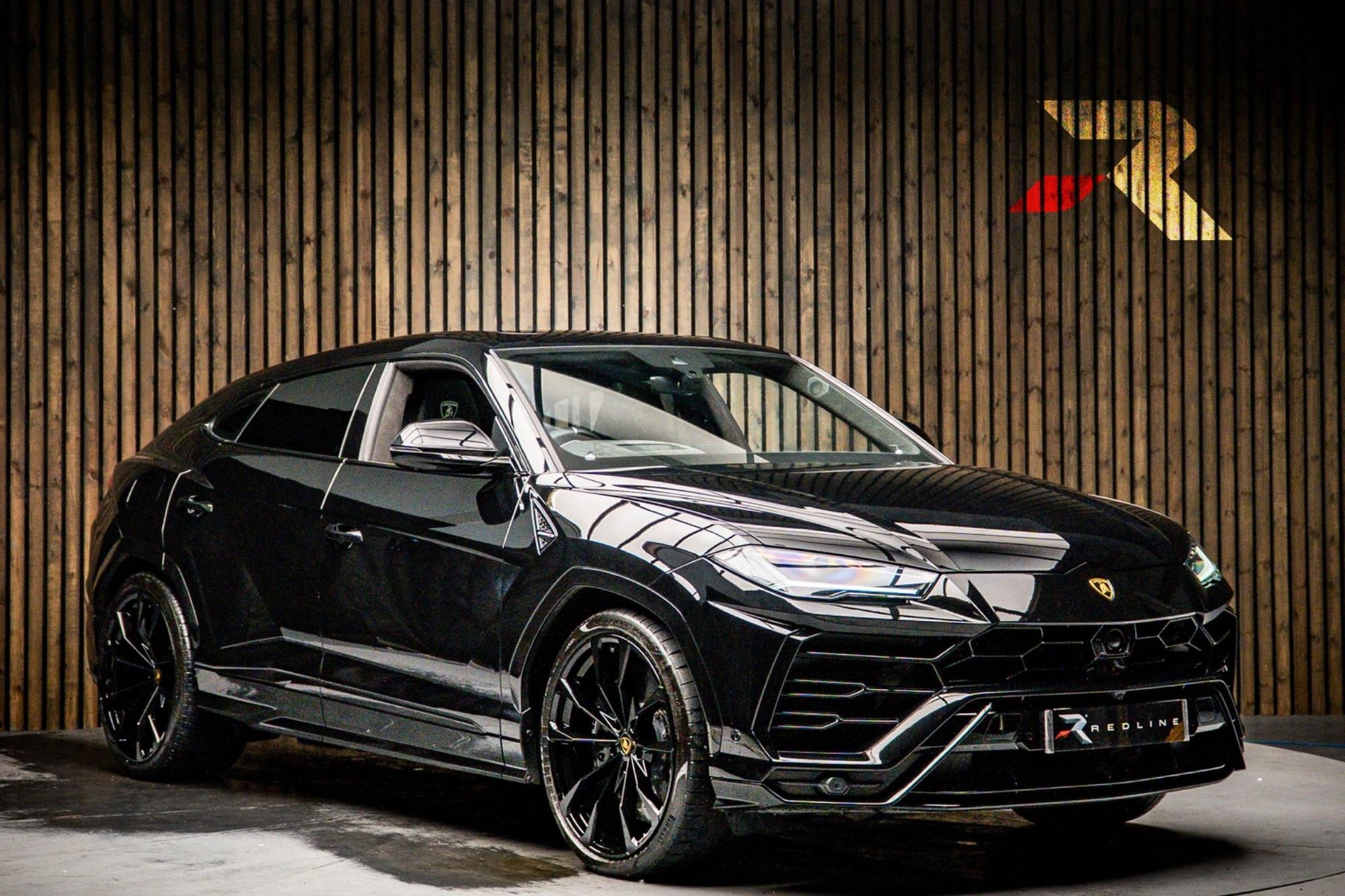 LAMBORGHINI URUS ESTATE 4.0T FSI V8 5dr Auto