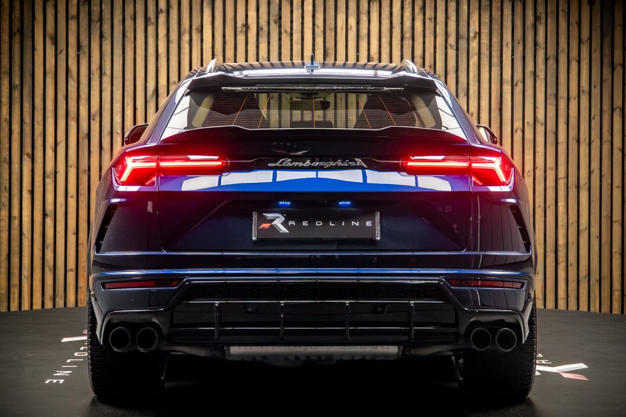 LAMBORGHINI URUS ESTATE 4.0T FSI V8 5dr Auto for sale UK - Slide 6