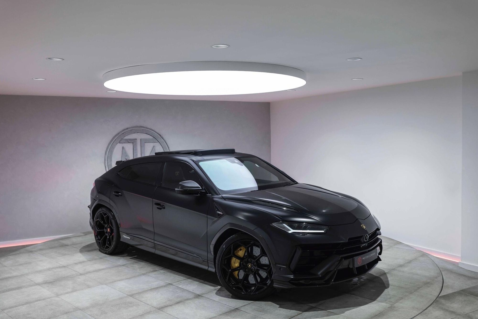 LAMBORGHINI URUS ESTATE 4.0T FSI V8 Performante 5dr Auto for sale UK - Slide 10