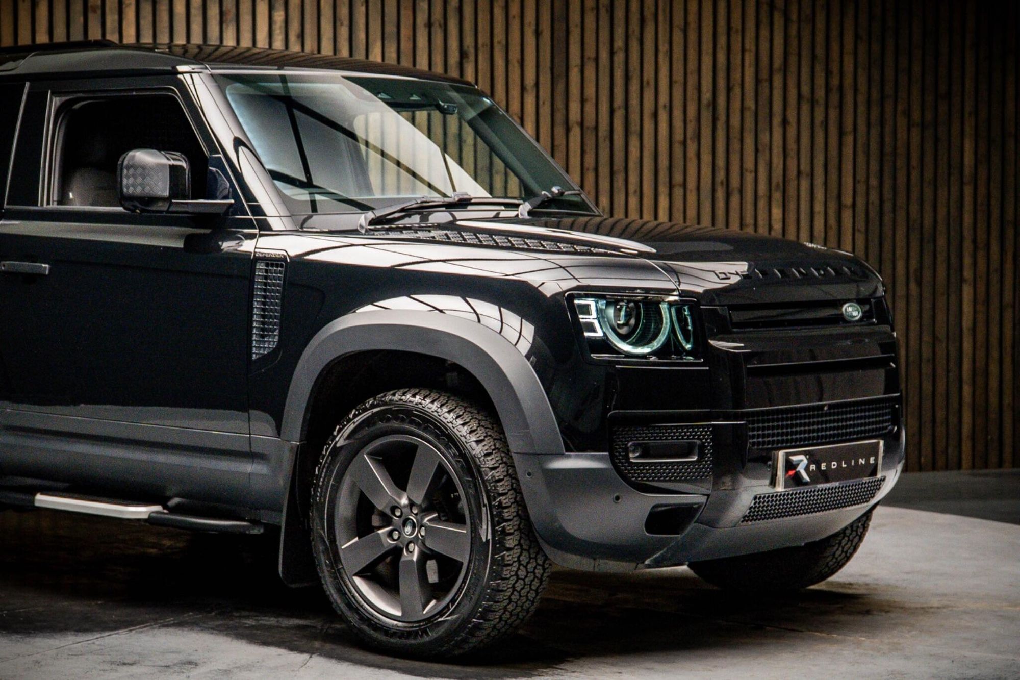 LAND ROVER DEFENDER 90 DIESEL 3.0 D250 Hard Top Auto for sale UK - Slide 10