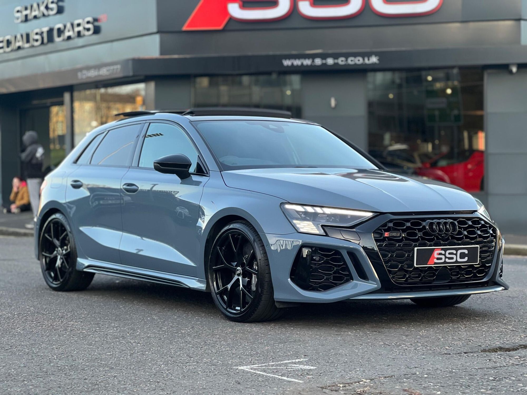 AUDI RS3 RS 3 SPORTBACK RS 3 TFSI Quattro Vorsprung 5dr S Tronic for sale UK - Slide 4