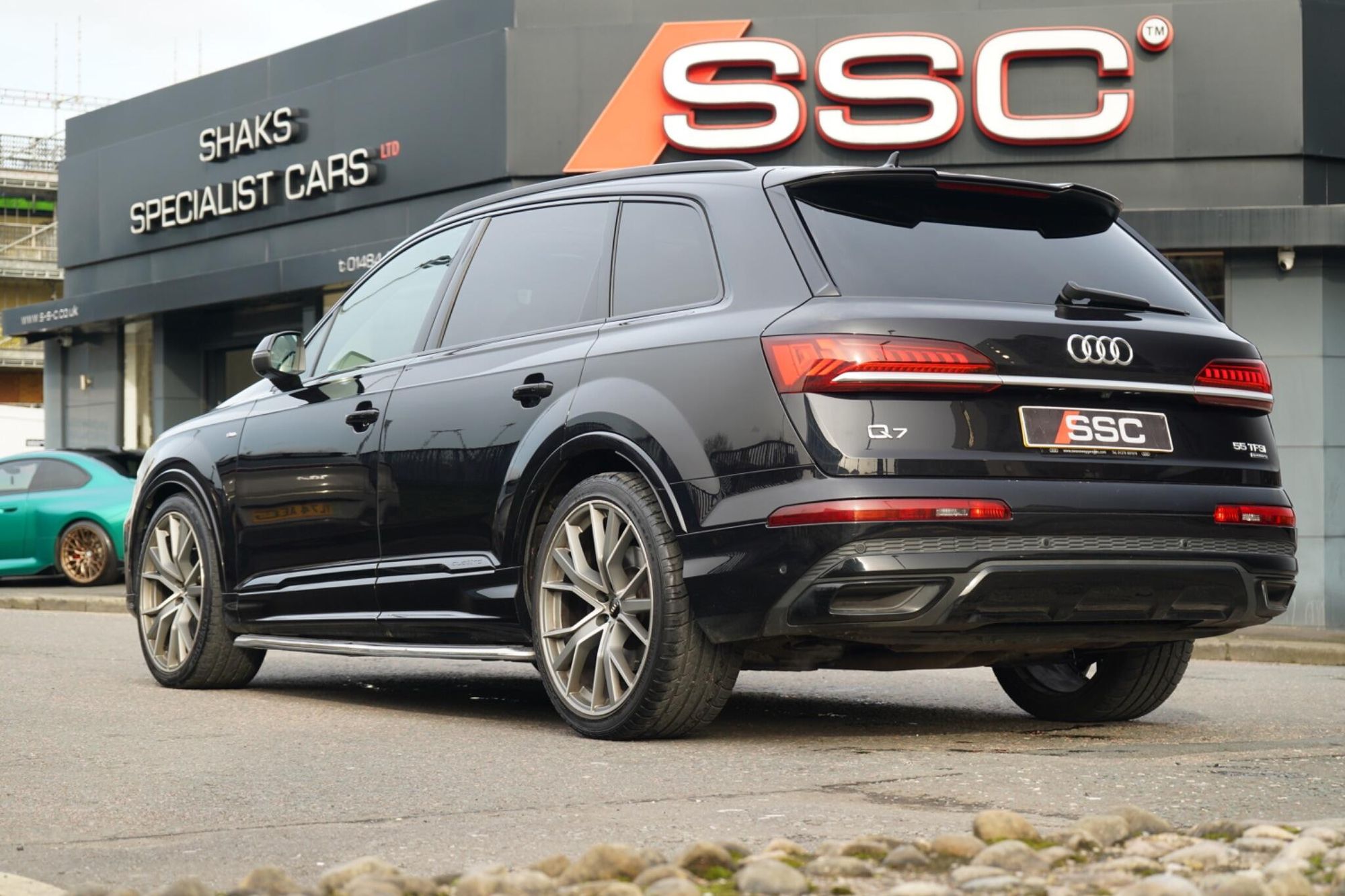 AUDI Q7 ESTATE 55 TFSI Quattro Vorsprung 5dr Tiptronic for sale UK - Slide 2