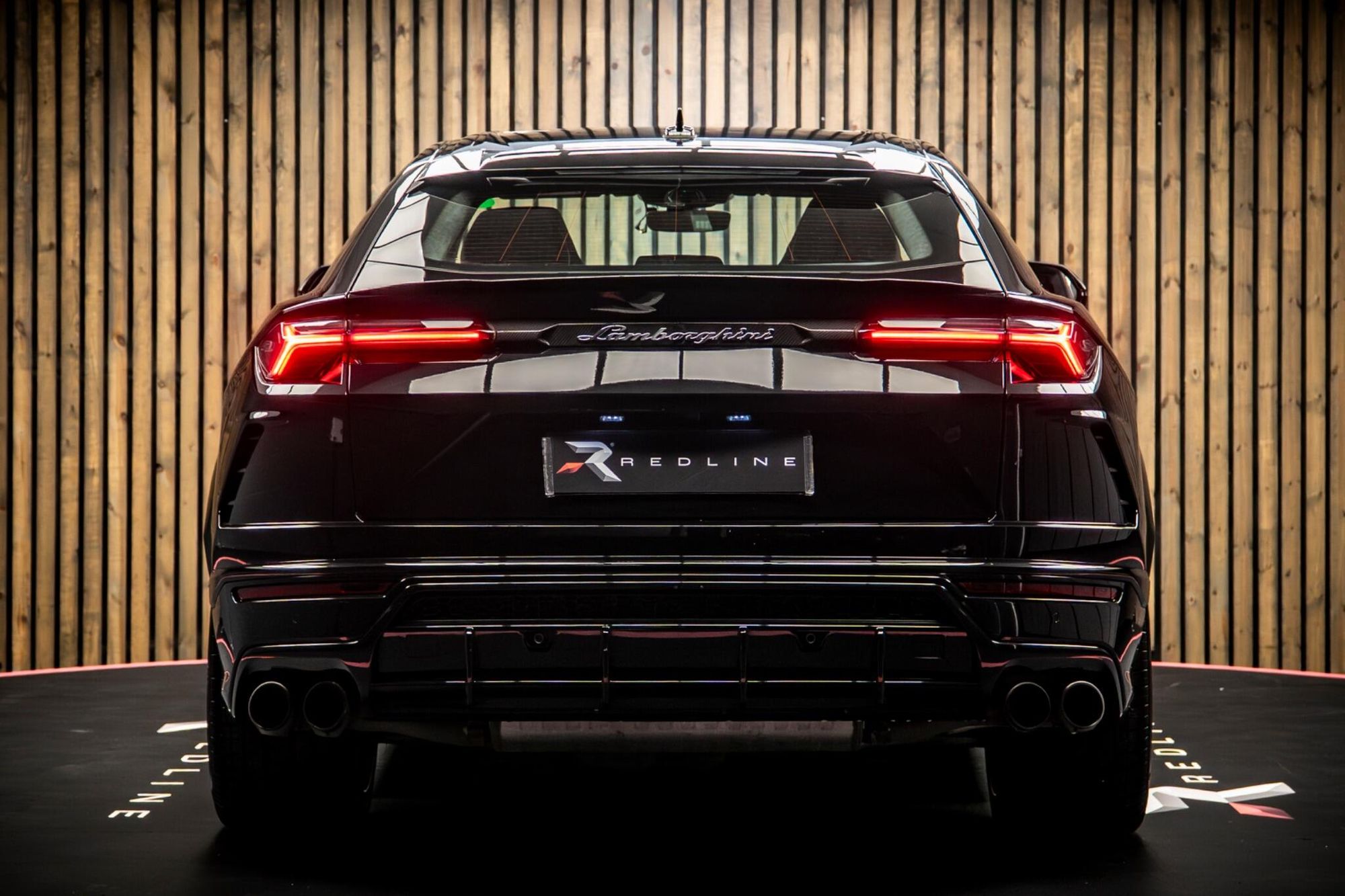 LAMBORGHINI URUS ESTATE 4.0T FSI V8 5dr Auto for sale UK - Slide 6