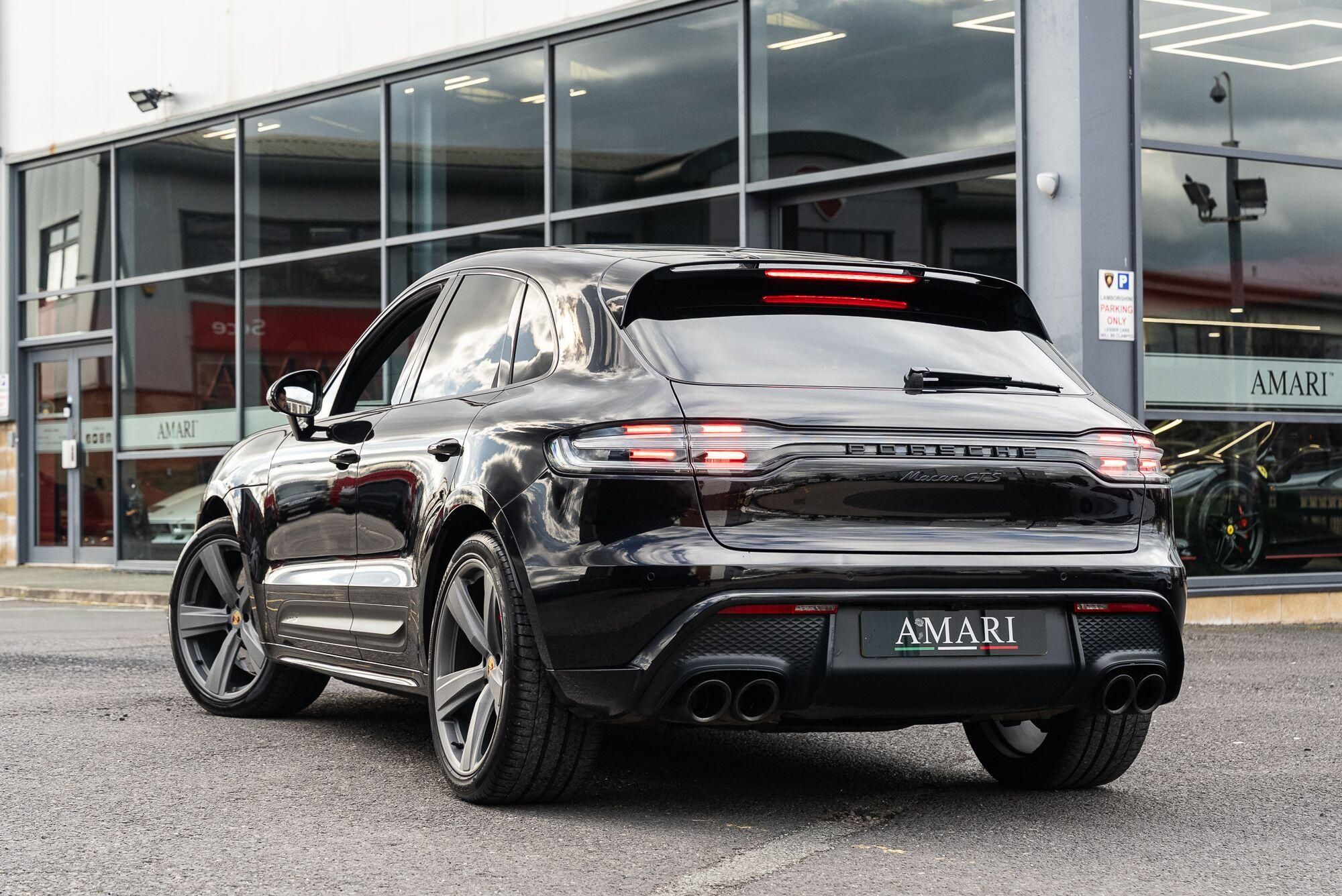 PORSCHE MACAN ESTATE GTS 5dr PDK for sale UK - Slide 3