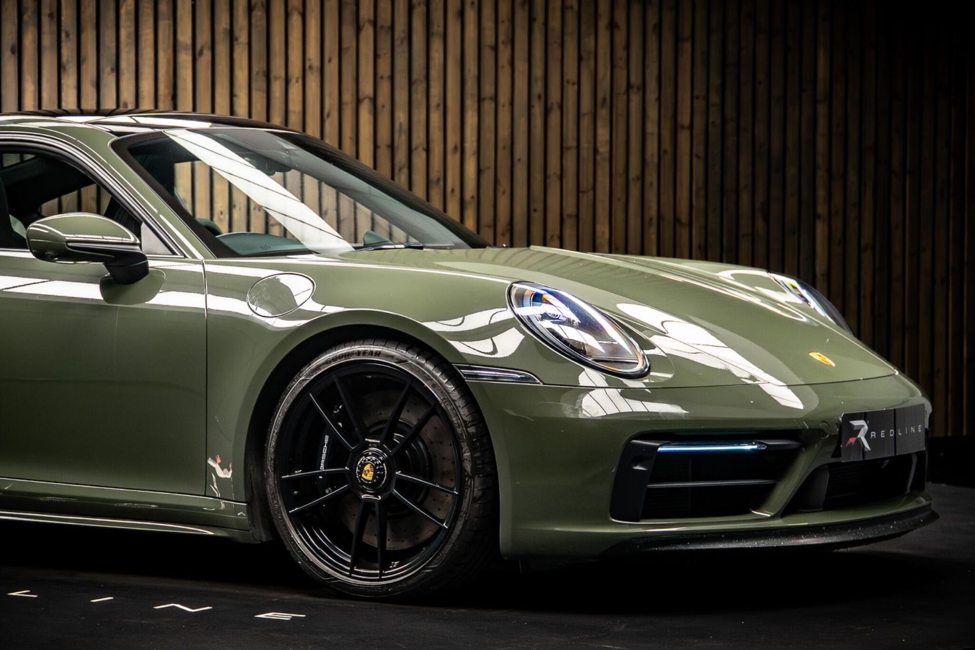 PORSCHE 911 [992] CARRERA COUPE GTS 2dr PDK for sale UK - Slide 10