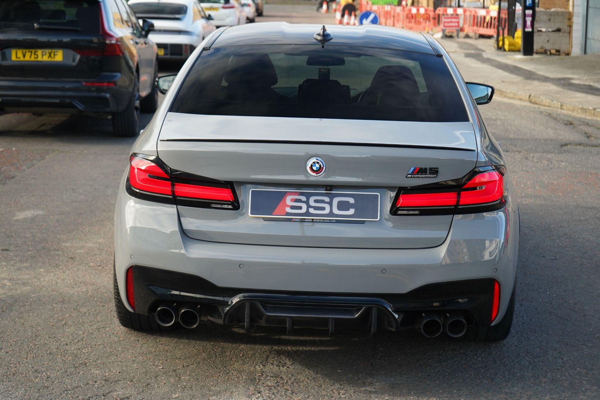 BMW M5 SALOON M5 Competition 4dr DCT for sale UK - Slide 10