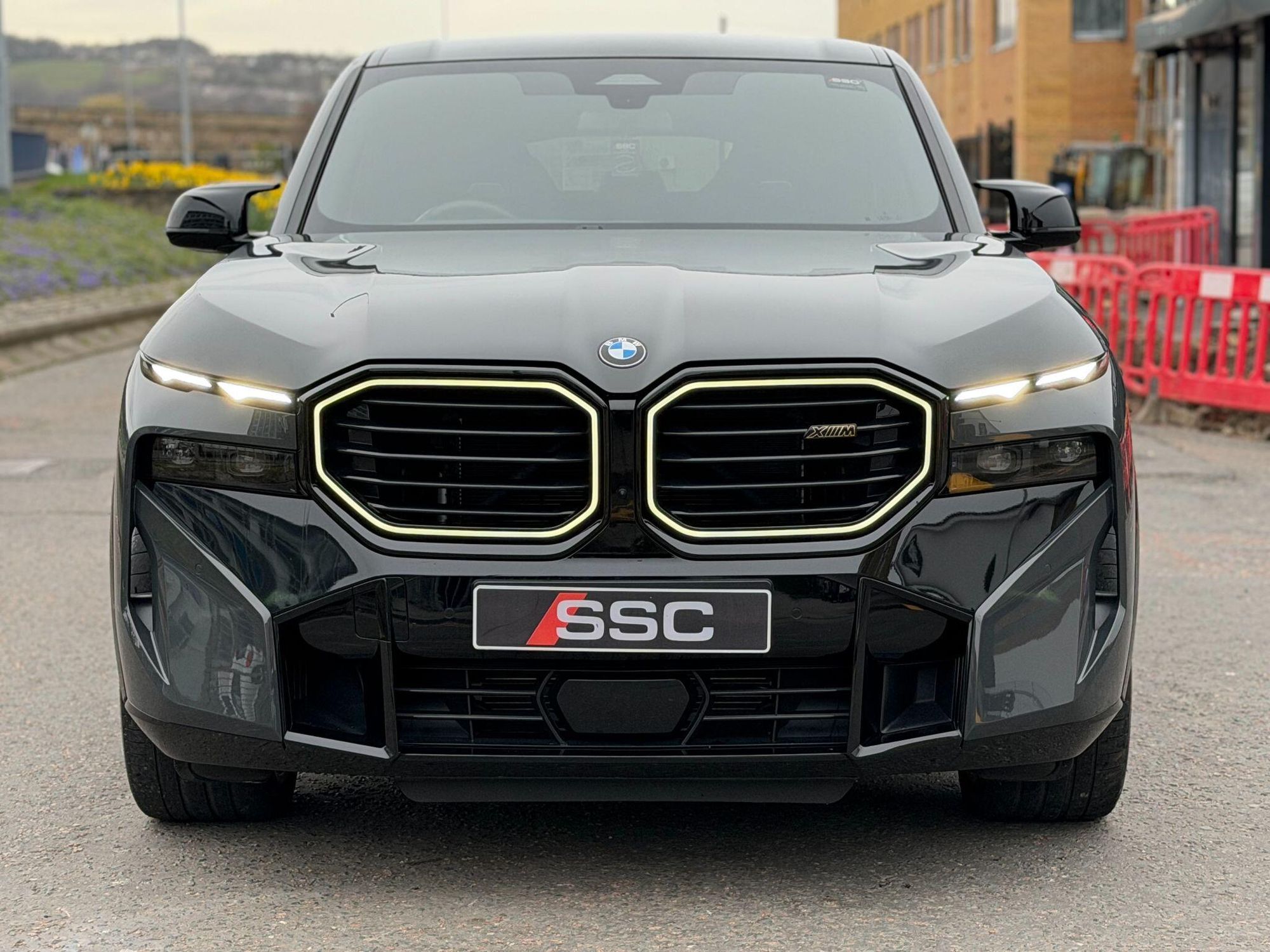 BMW XM Suv 4.4 xDrive Label Phev 29.5kWh 5 Door Auto for sale UK - Slide 6