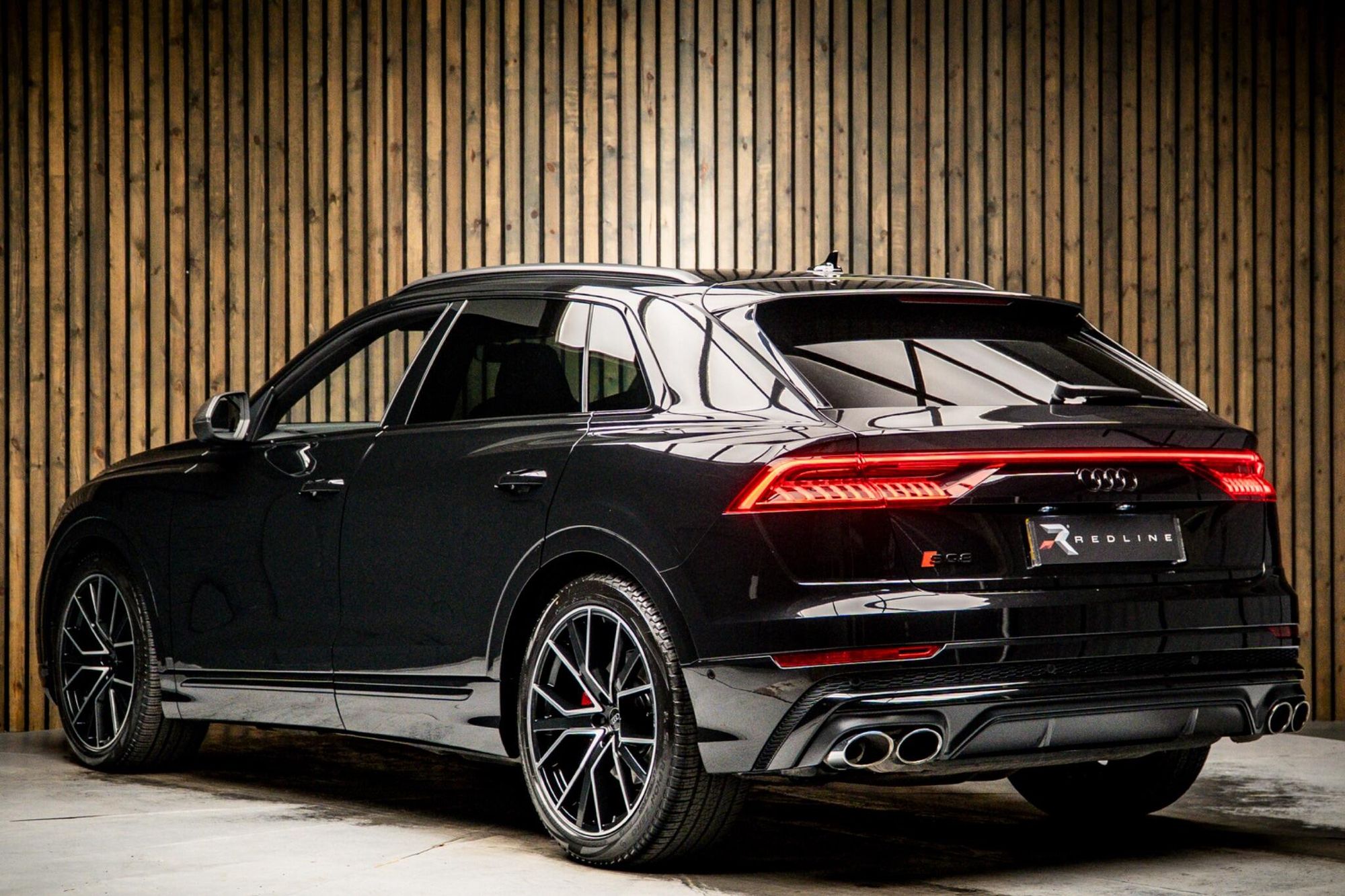 AUDI Q8 ESTATE SQ8 TFSI Quattro Vorsprung 5dr Tiptronic for sale UK - Slide 3