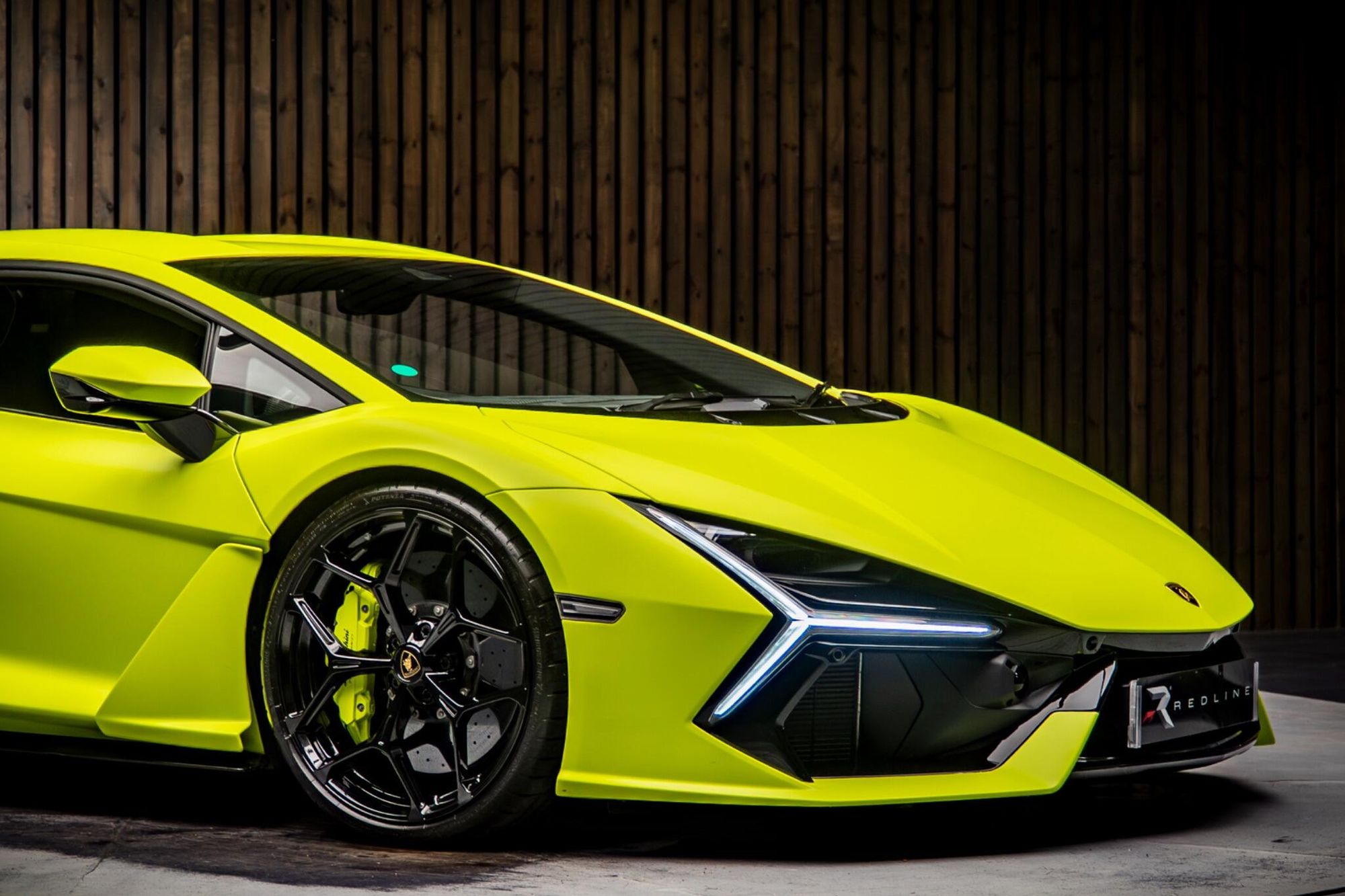 LAMBORGHINI REVUELTO COUPE 6.5 V12 1015 PHEV 2dr DCT for sale UK - Slide 10