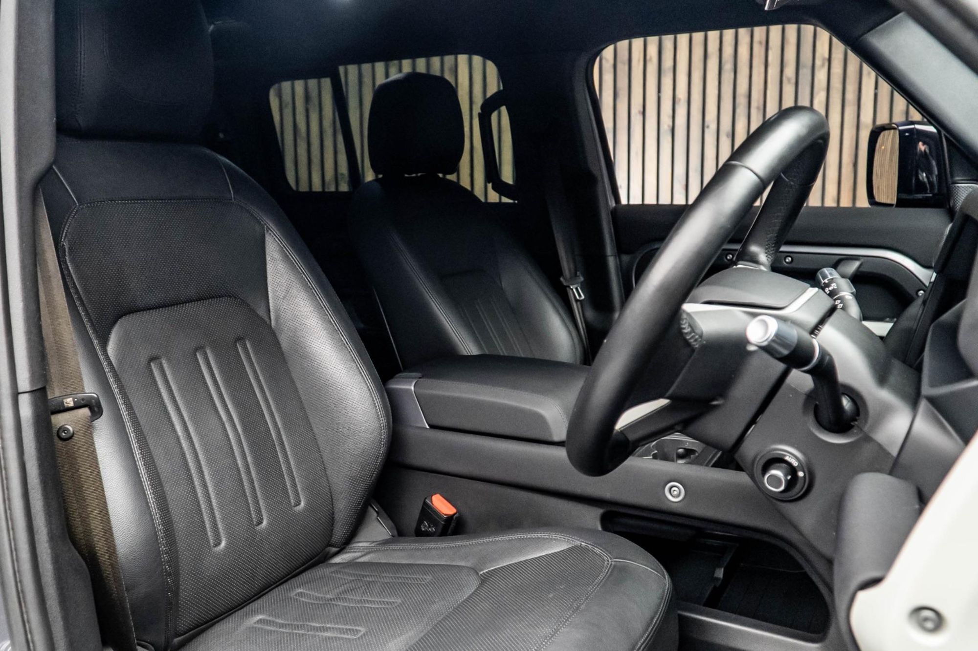 LAND ROVER DEFENDER 110 DIESEL 3.0 D250 Hard Top SE Auto for sale UK - Slide 2