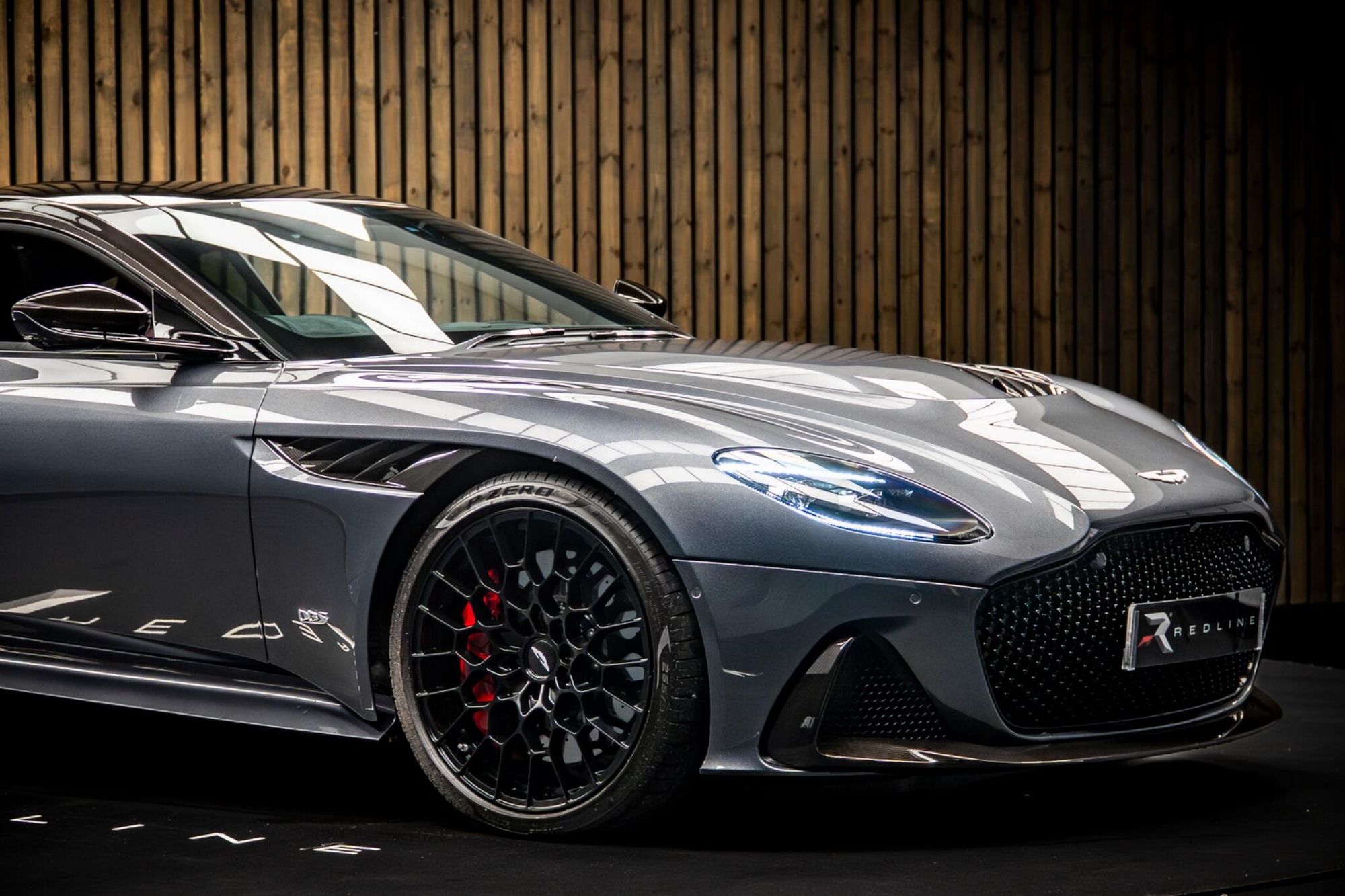 ASTON MARTIN DBS COUPE V12 770 ULTIMATE 2dr Touchtronic Auto for sale UK - Slide 10