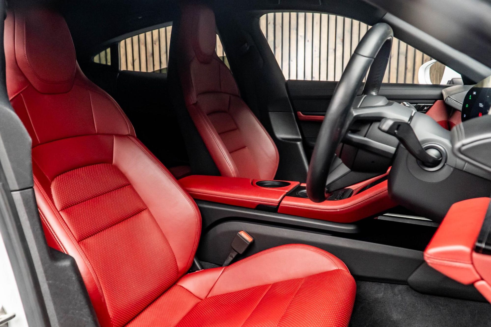 PORSCHE TAYCAN SALOON 390kW 4S 79kWh 4dr Auto for sale UK - Slide 2