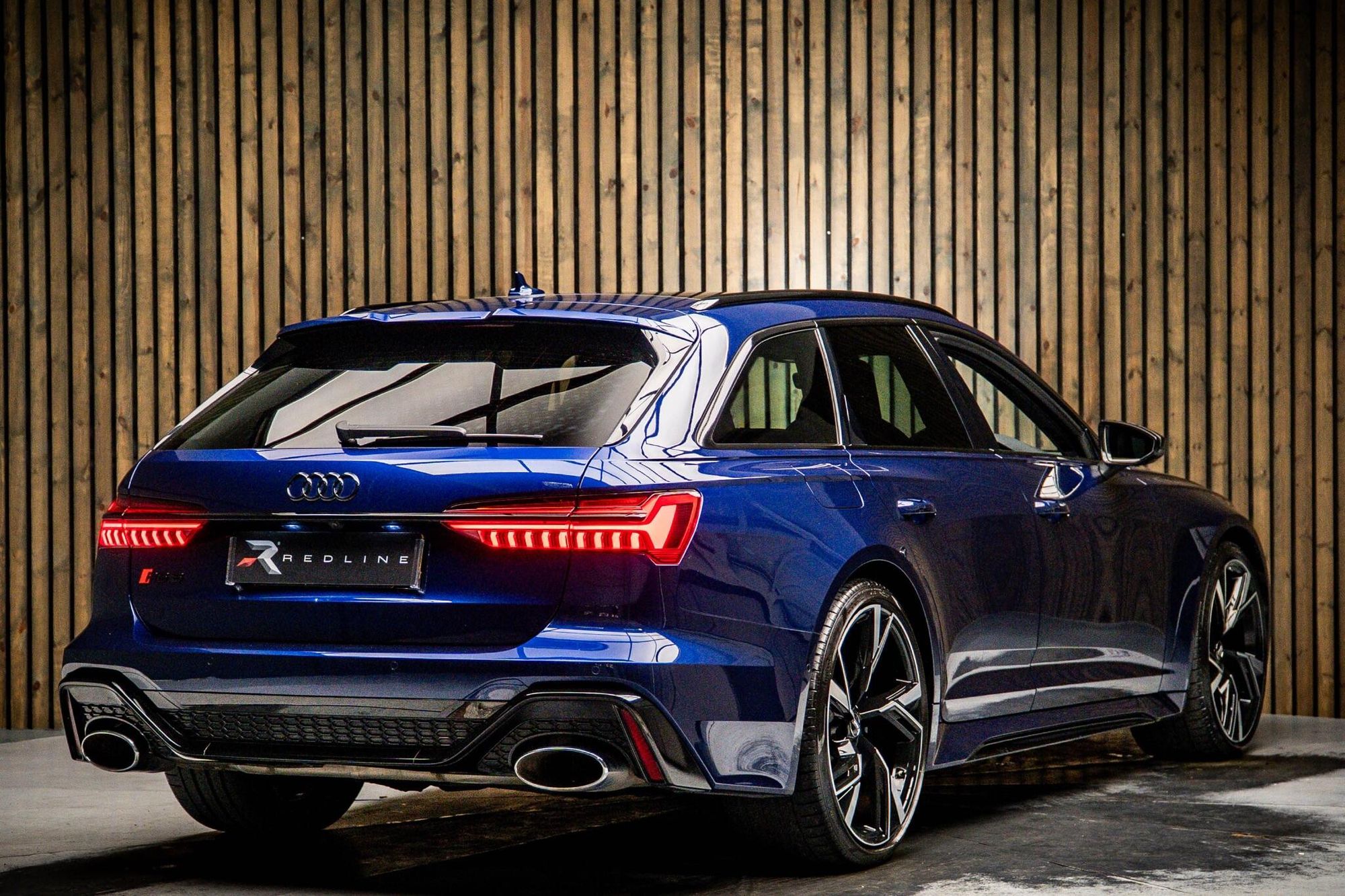 AUDI RS6 RS 6 AVANT RS 6 TFSI Quattro 5dr Tiptronic for sale UK - Slide 4