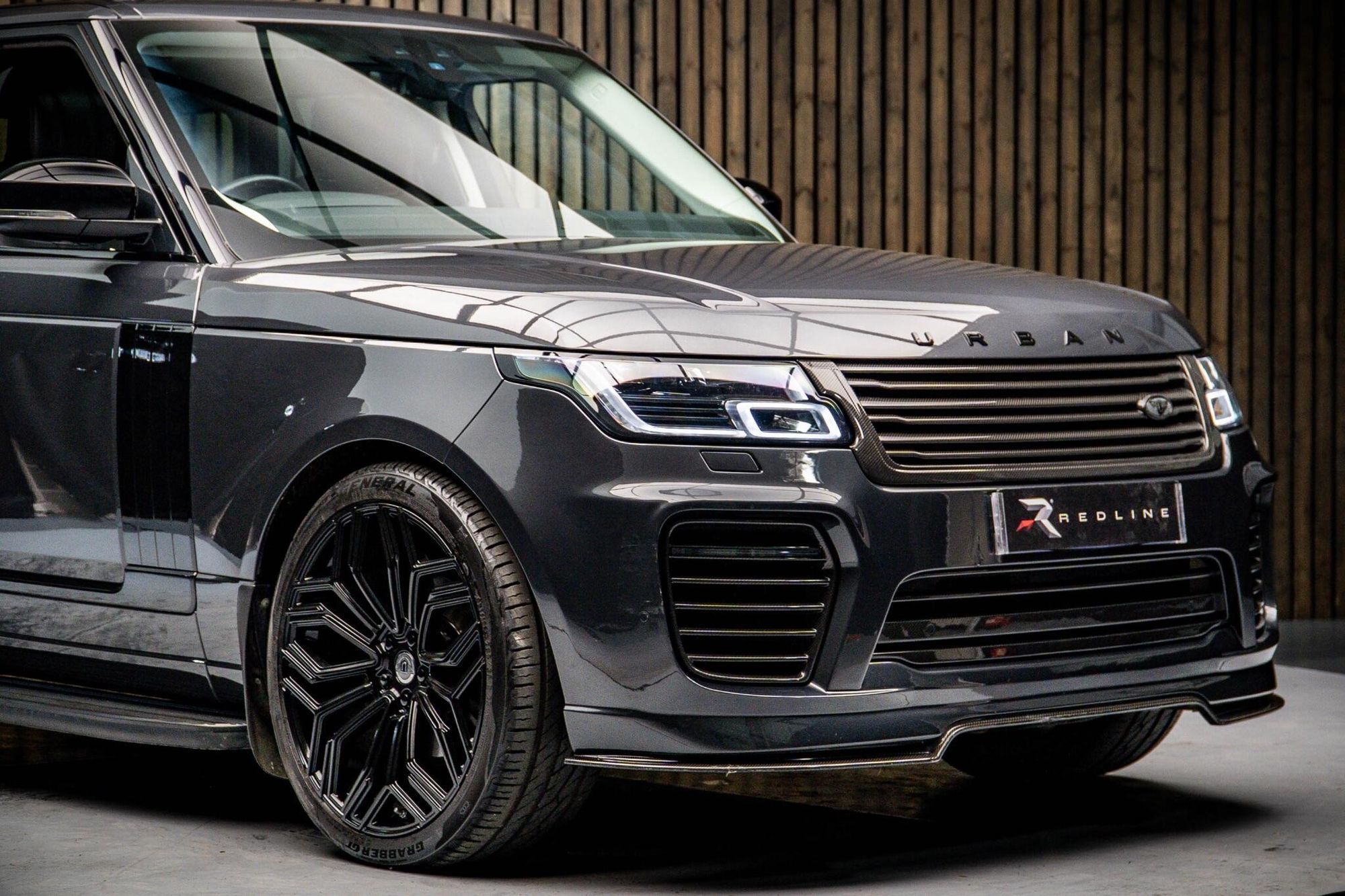 LAND ROVER RANGE ROVER DIESEL ESTATE 3.0 SDV6 Vogue 4dr Auto for sale UK - Slide 10