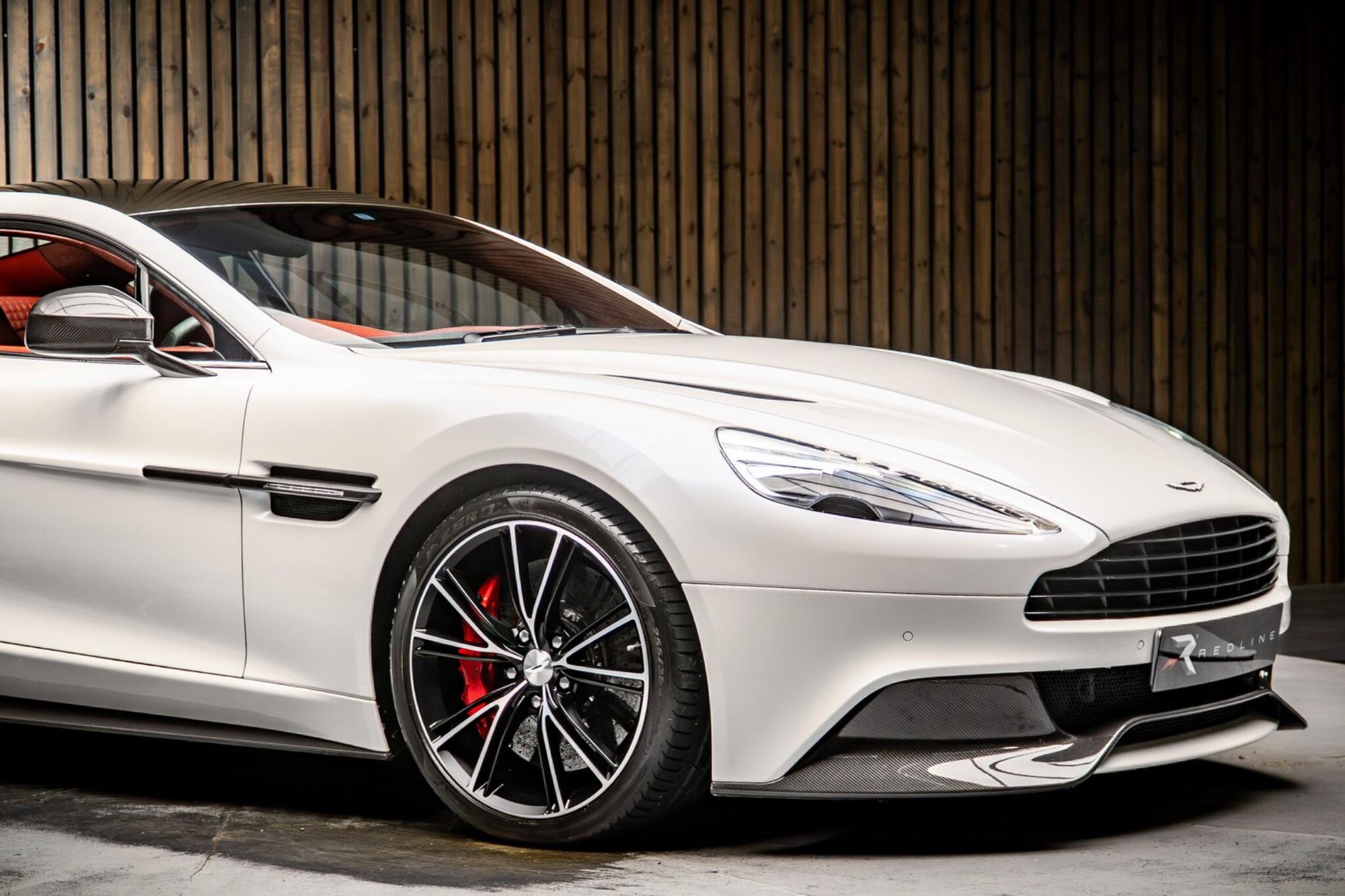 ASTON MARTIN VANQUISH COUPE V12 2+0 2dr Touchtronic Auto for sale UK - Slide 10