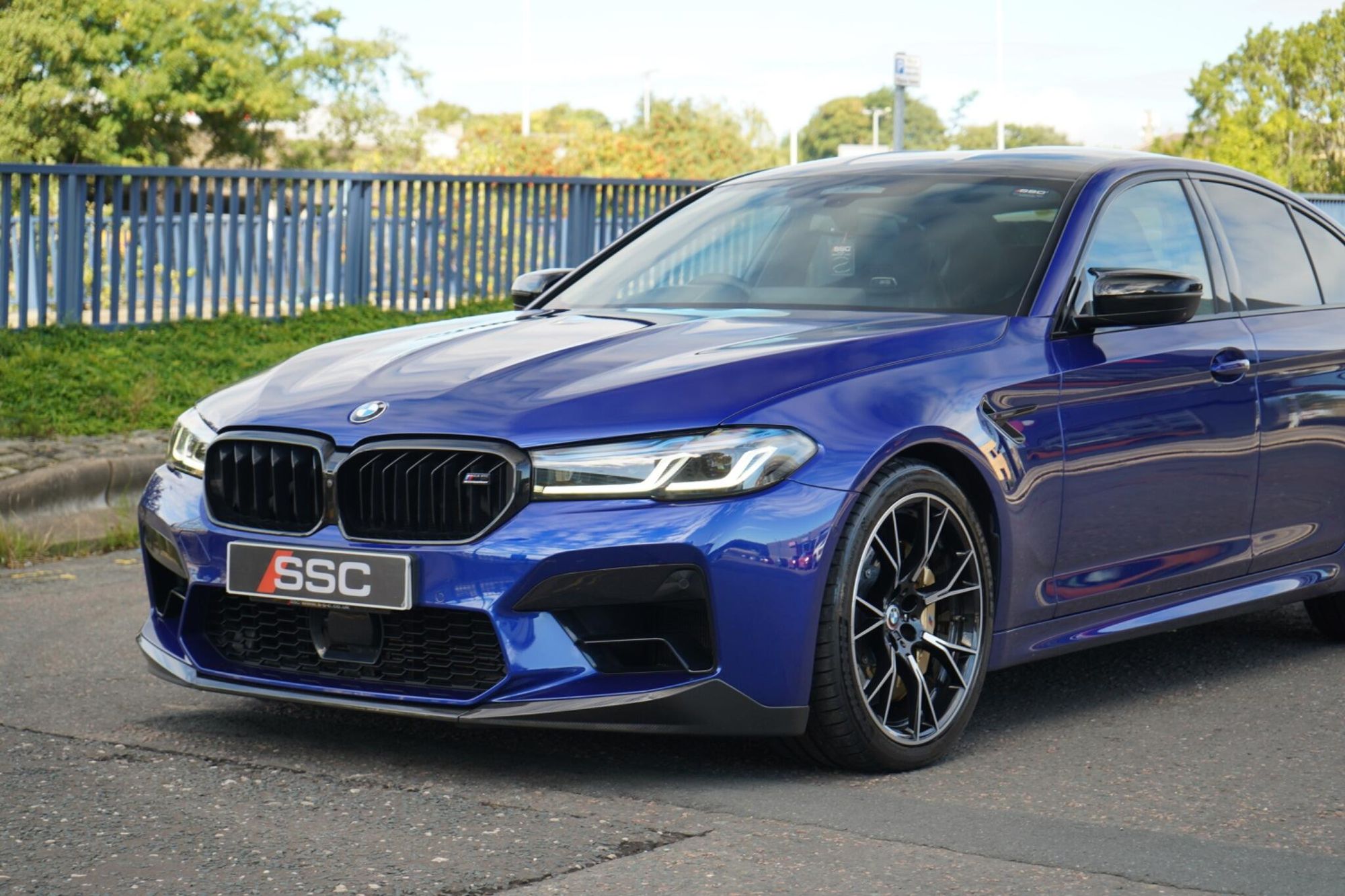 BMW M5 SALOON M5 Competition 4dr DCT for sale UK - Slide 8
