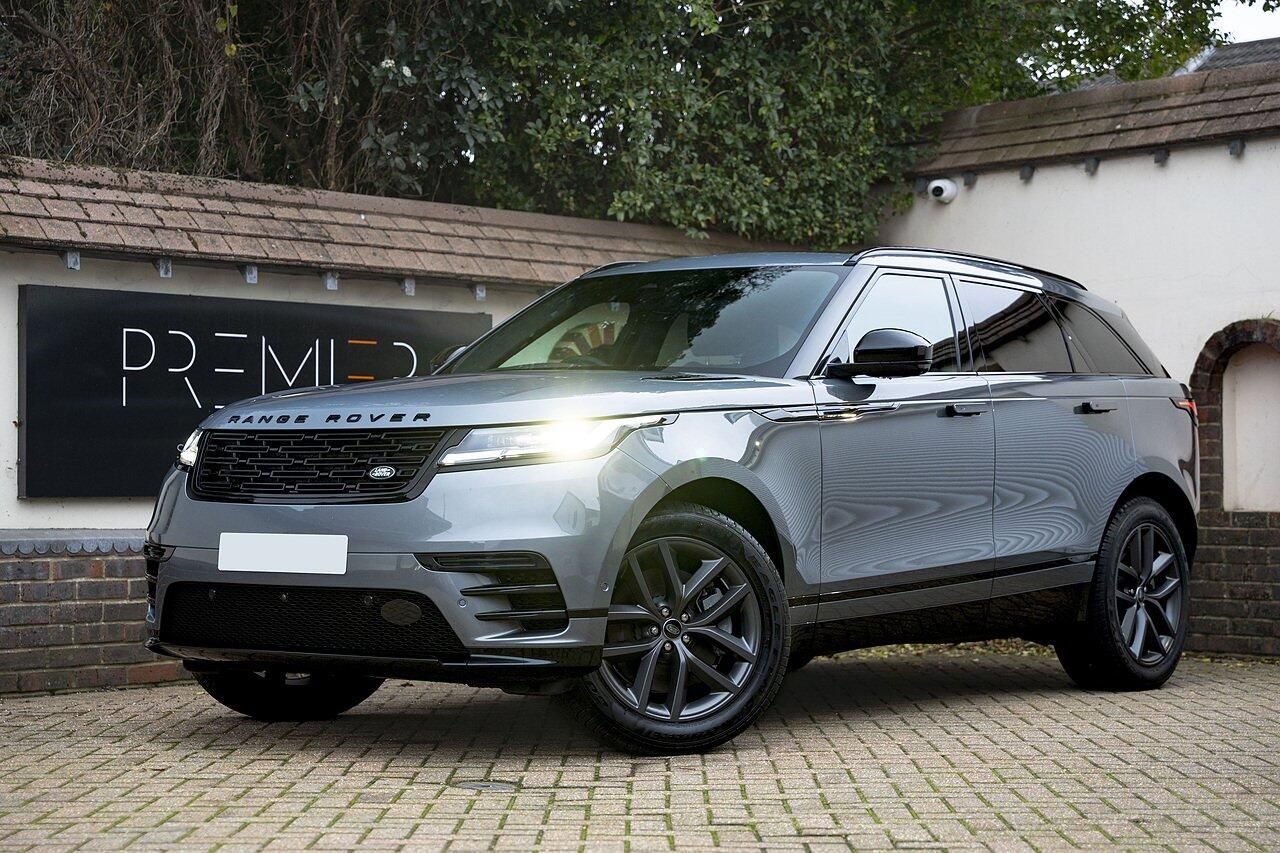 LAND ROVER RANGE ROVER VELAR DIESEL ESTATE 3.0 D300 MHEV Dynamic SE 5dr Auto for sale UK