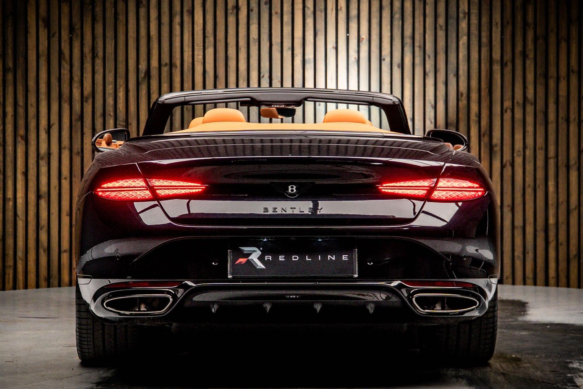 BENTLEY CONTINENTAL GTC CONVERTIBLE 4.0 V8 Hybrid Black Edition 2dr Auto for sale UK - Slide 6