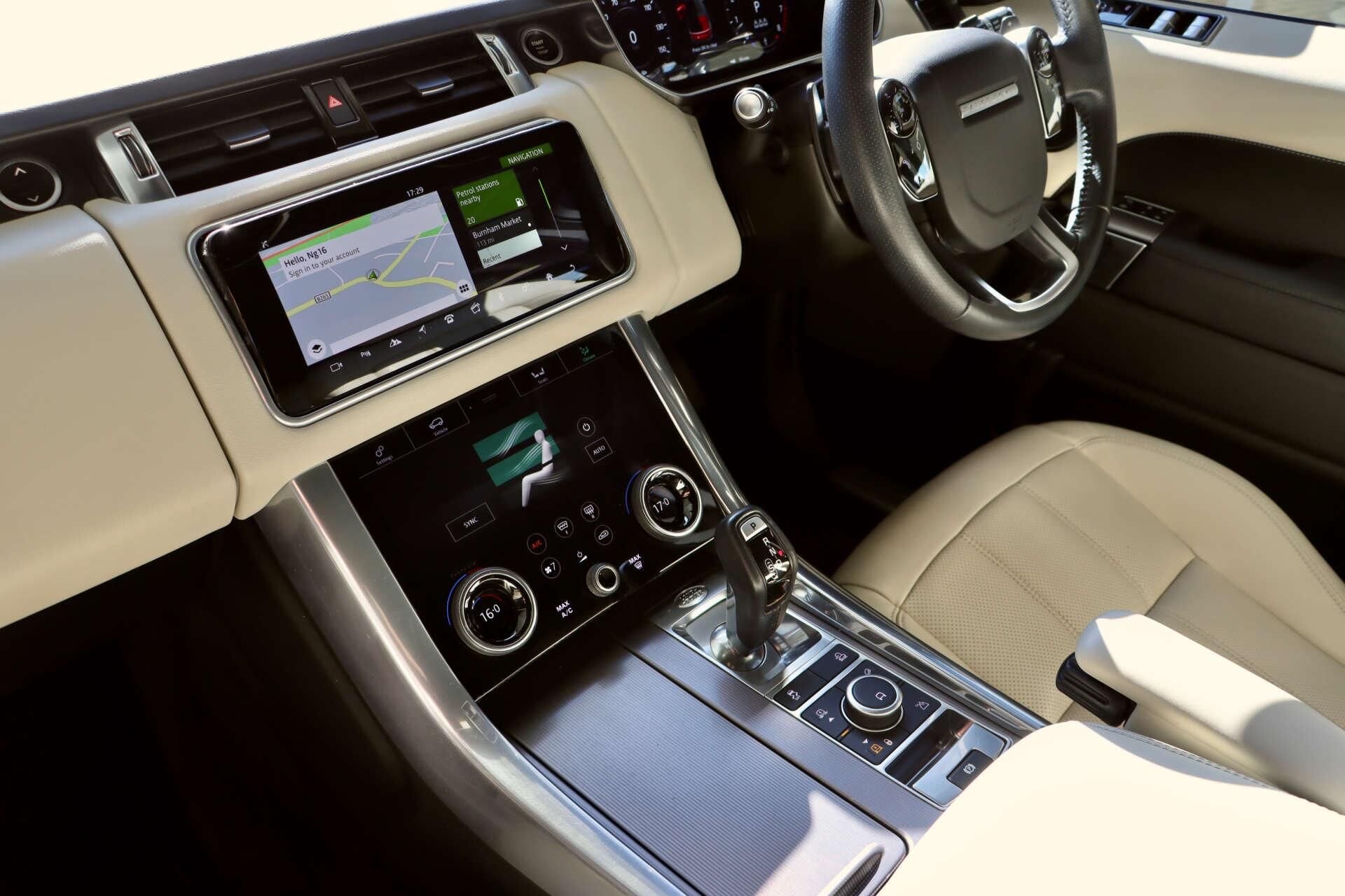 LAND ROVER RANGE ROVER SPORT ESTATE 3.0 P400 HSE 5dr Auto for sale UK - Slide 10