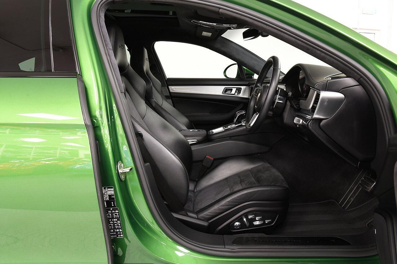 PORSCHE PANAMERA HATCHBACK 4.0 V8 Turbo GTS 5dr PDK for sale UK - Slide 6