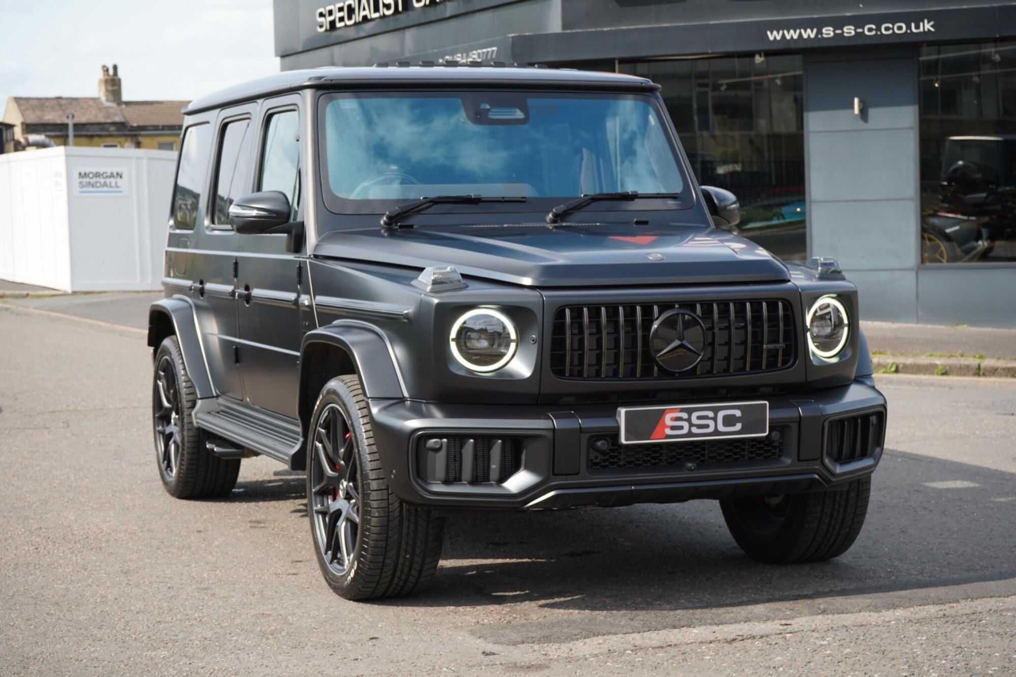 MERCEDES-BENZ G CLASS AMG STATION WAGON SPECIAL EDITIONS G63 Magno Edition 5dr 9G-Tronic for sale UK - Slide 5