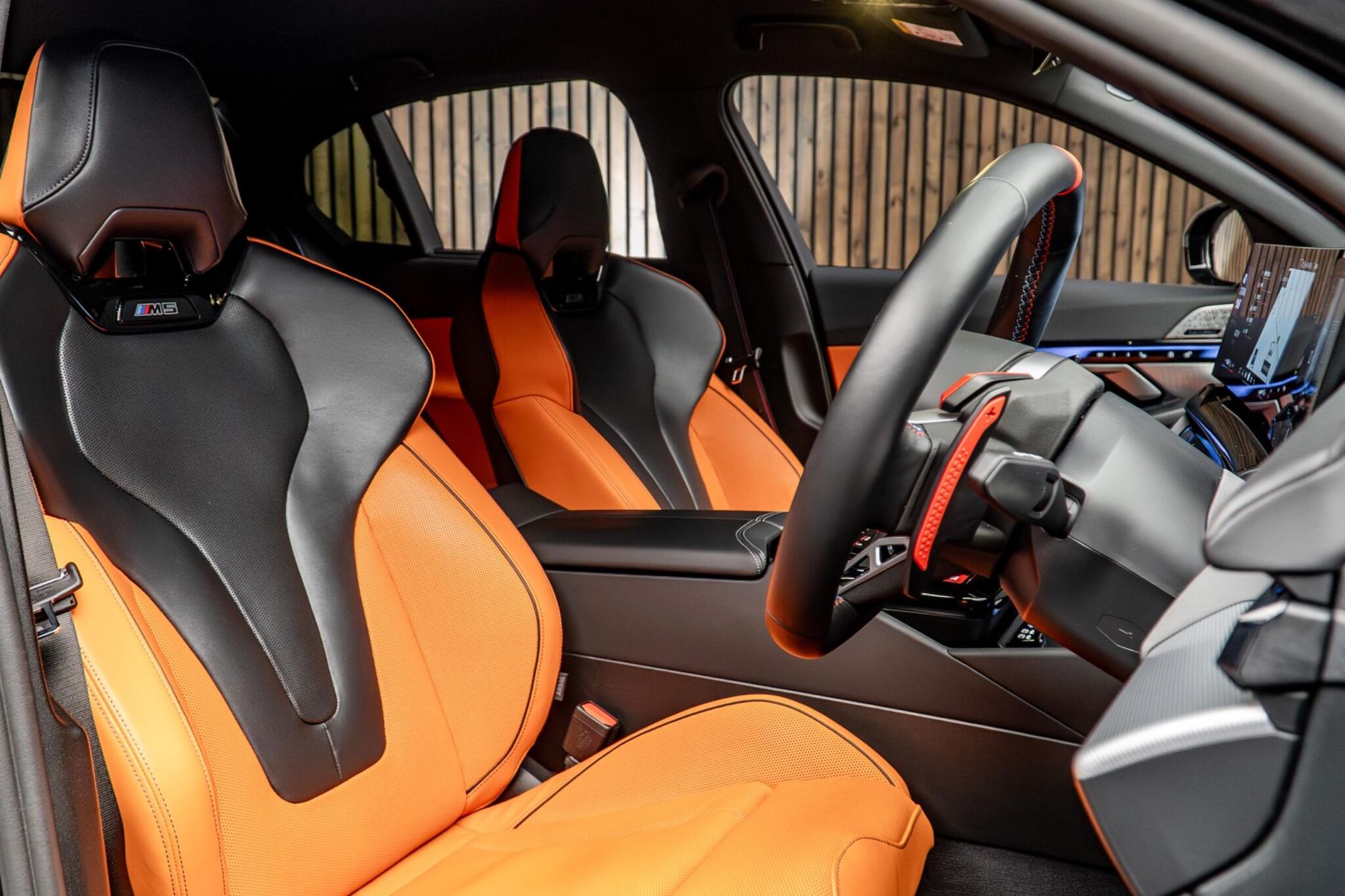 BMW M5 Saloon 4.4 22.1kWh 4 Door Auto for sale UK - Slide 2