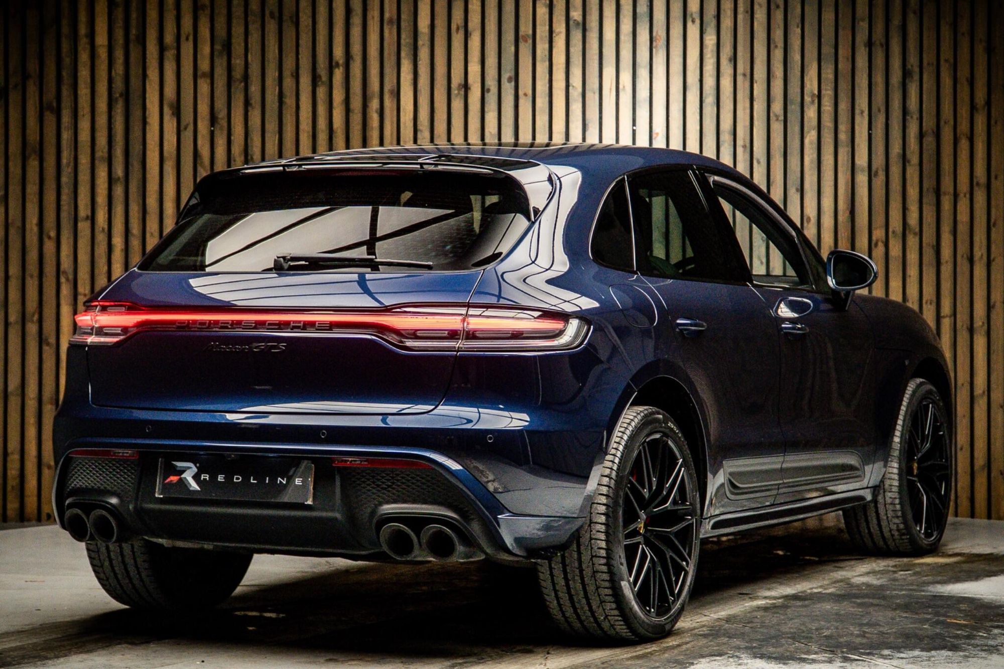 PORSCHE MACAN ESTATE GTS 5dr PDK for sale UK - Slide 4