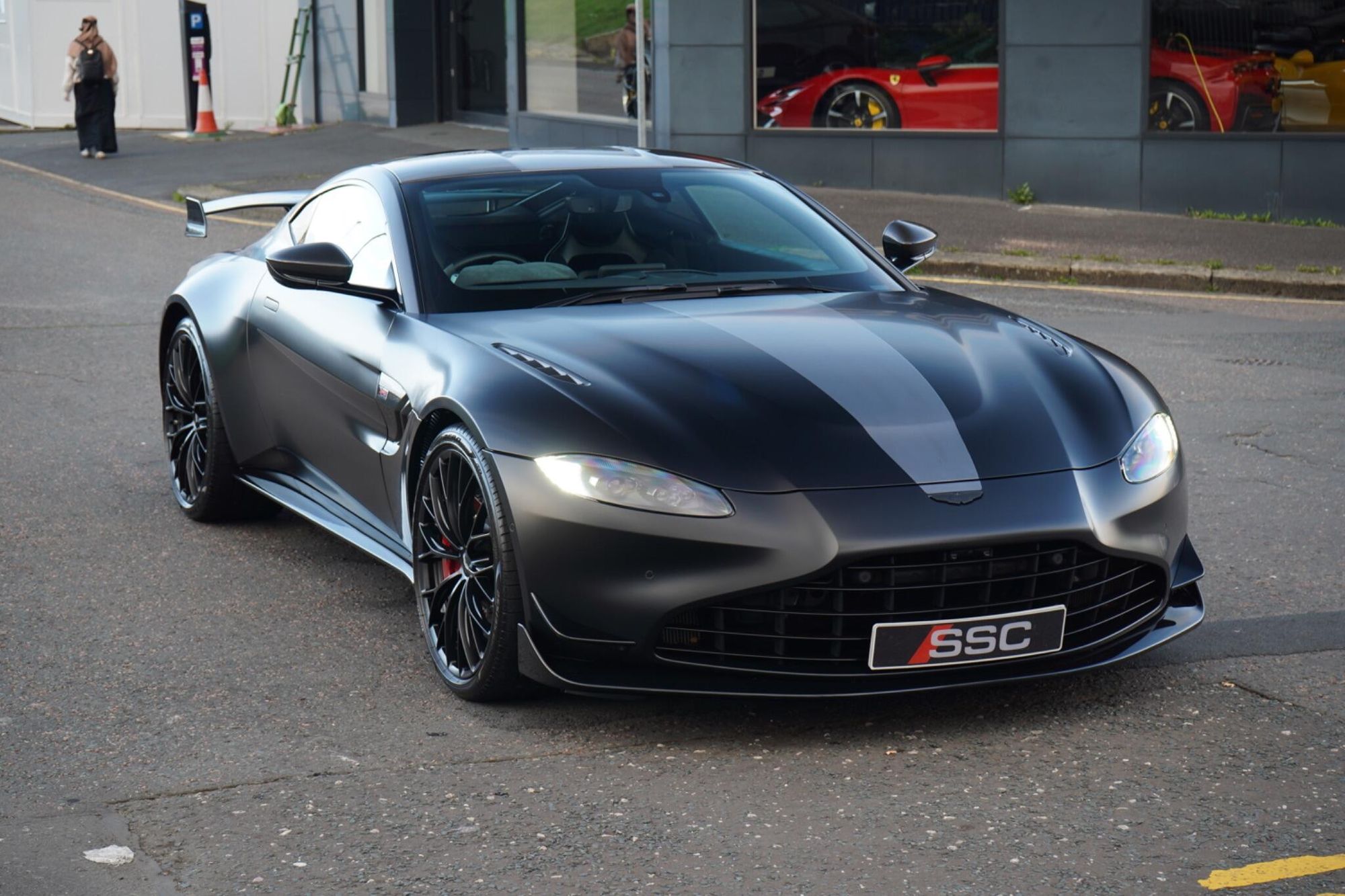 ASTON MARTIN VANTAGE V8 COUPE SPECIAL EDITIONS F1 Edition 2dr ZF 8 Speed Auto for sale UK - Slide 5