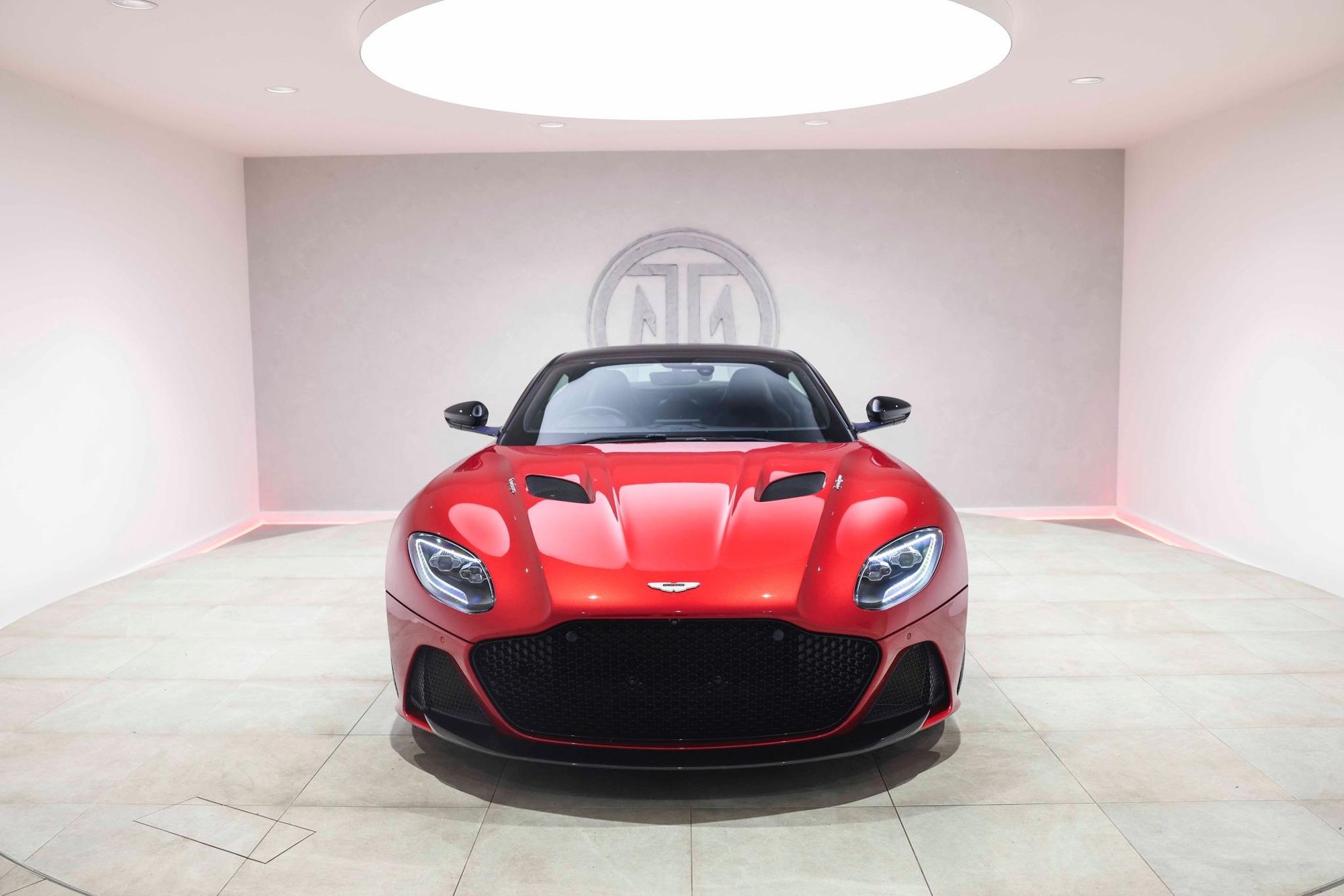 ASTON MARTIN DBS COUPE V12 Superleggera 2dr Touchtronic Auto for sale UK - Slide 7