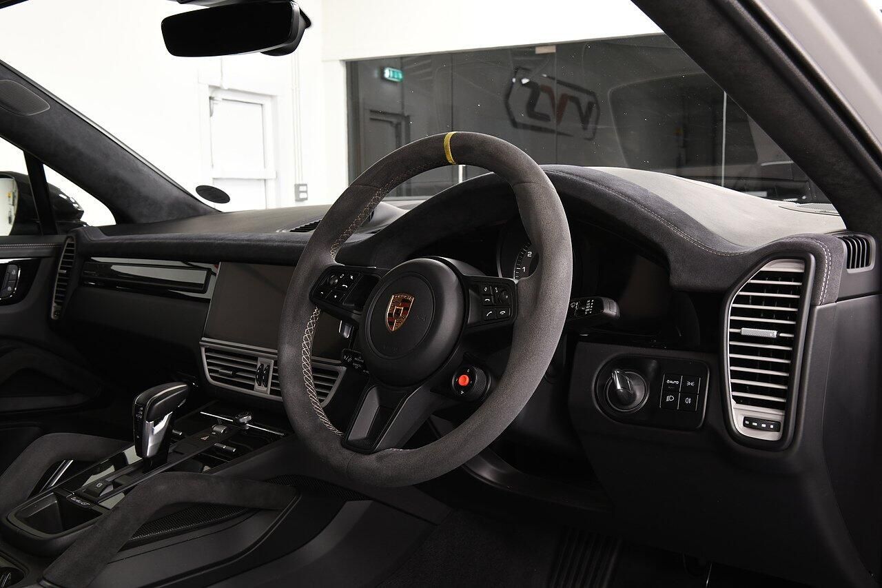 PORSCHE CAYENNE COUPE Turbo GT 5dr Tiptronic S for sale UK - Slide 5